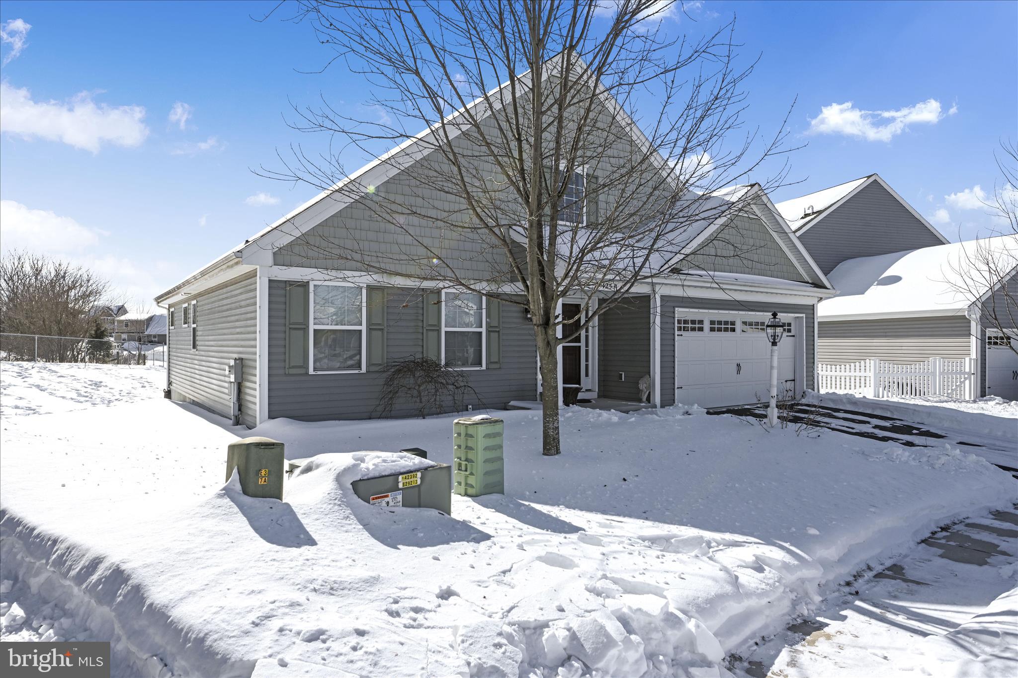 CREEK HILL - Residential