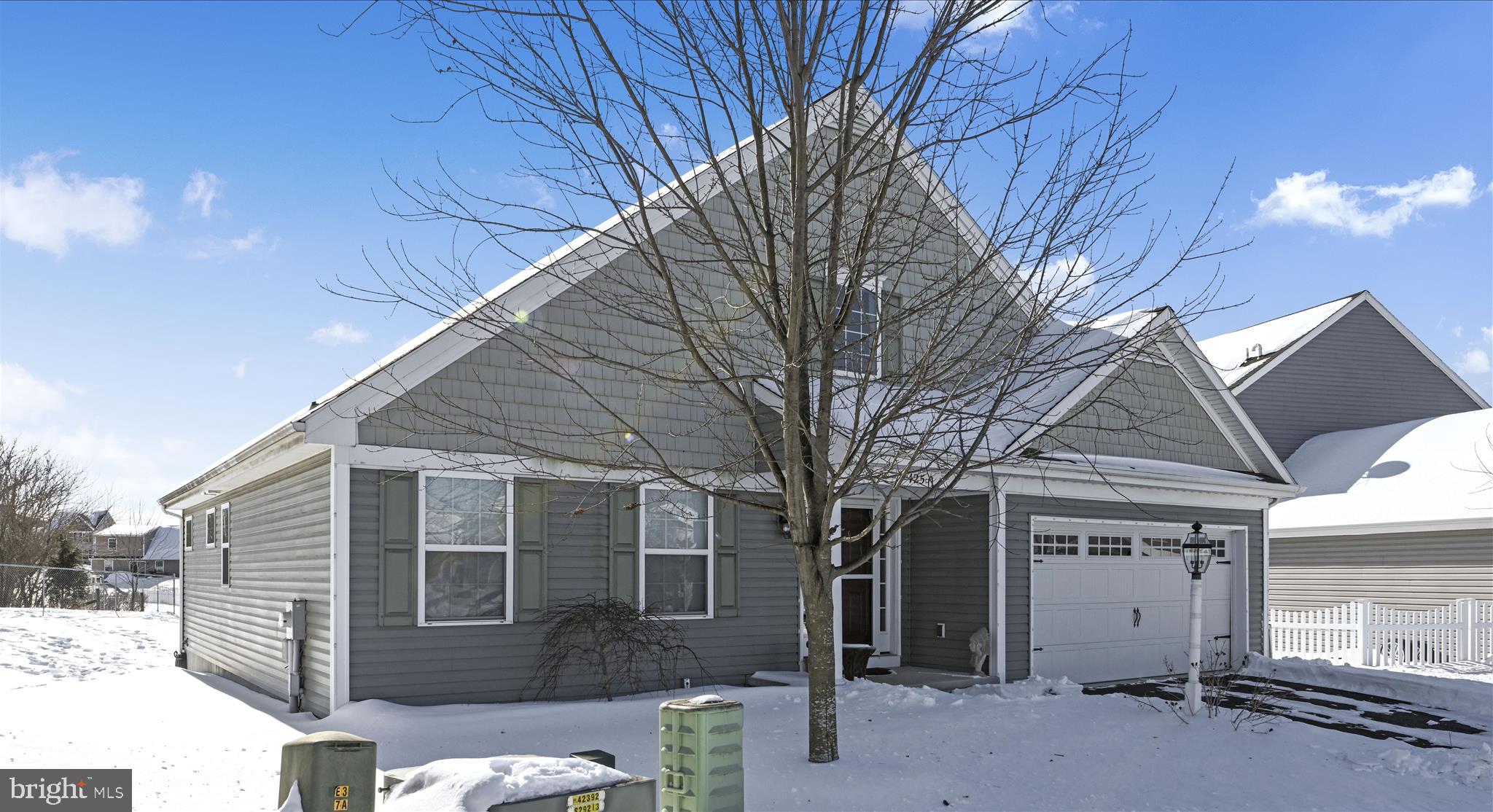 CREEK HILL - Residential