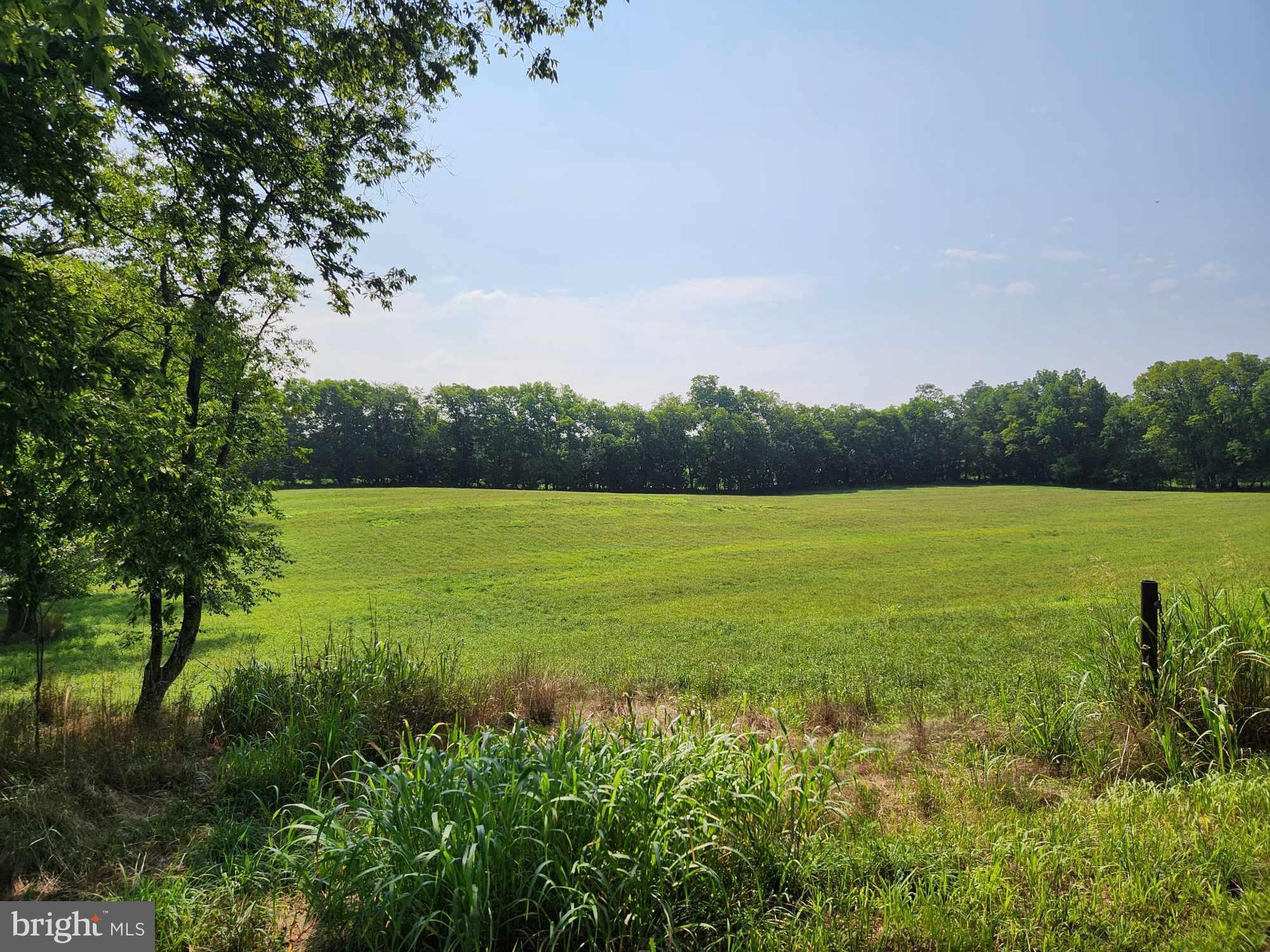 CEDAR HILLS EAST - Land