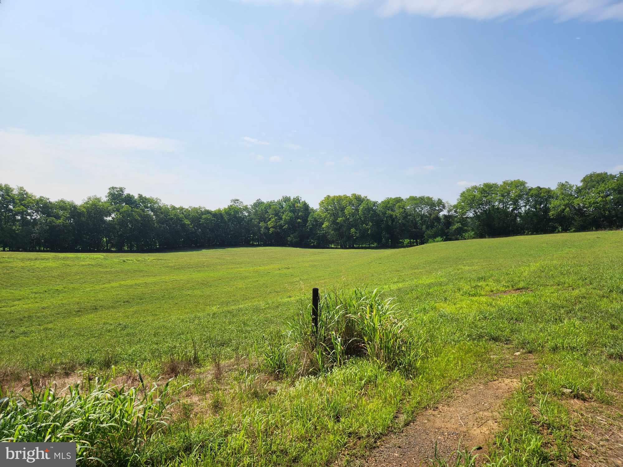 CEDAR HILLS EAST - Land