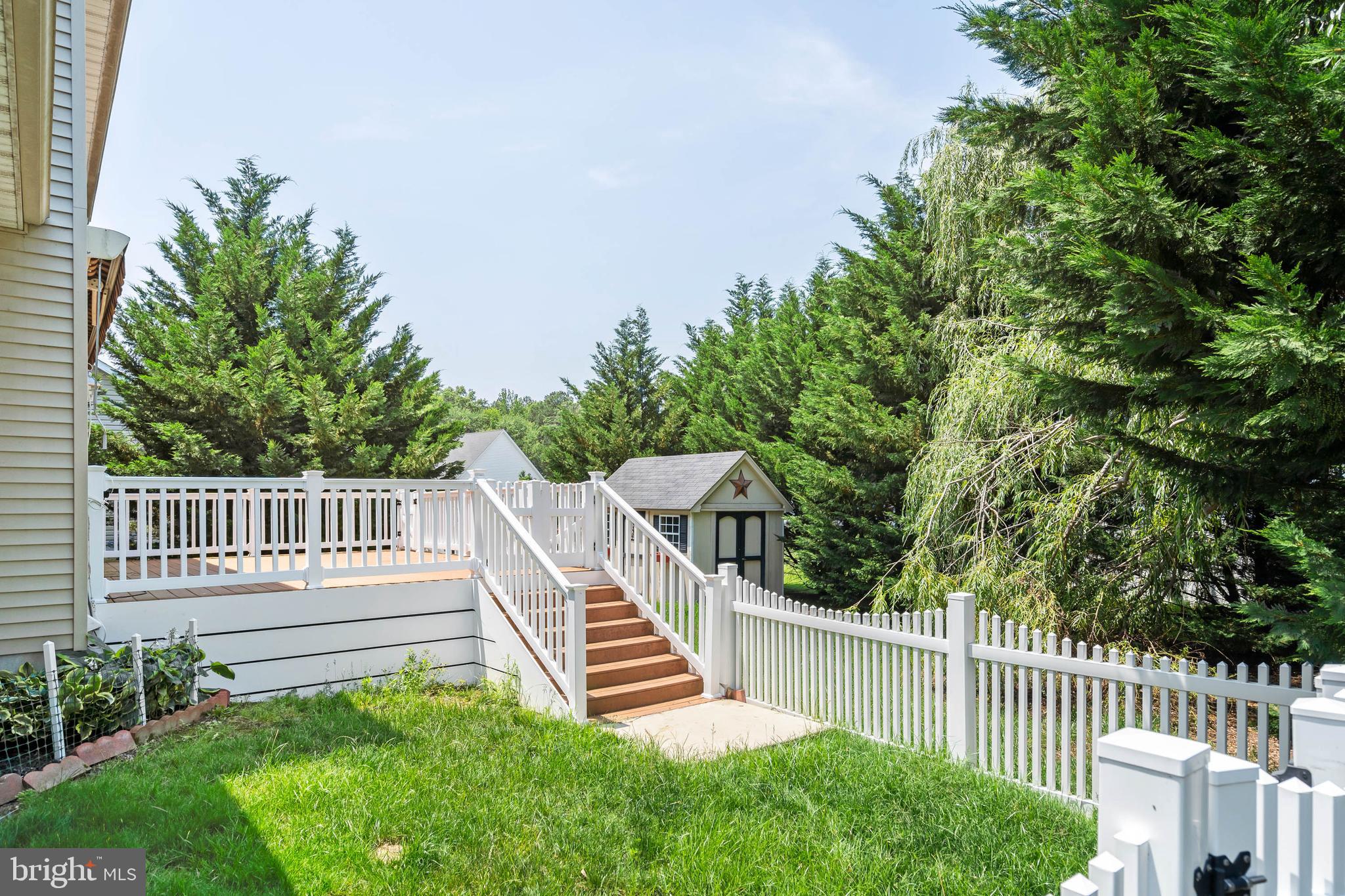 LYNNWOOD VILLAGE - Residential