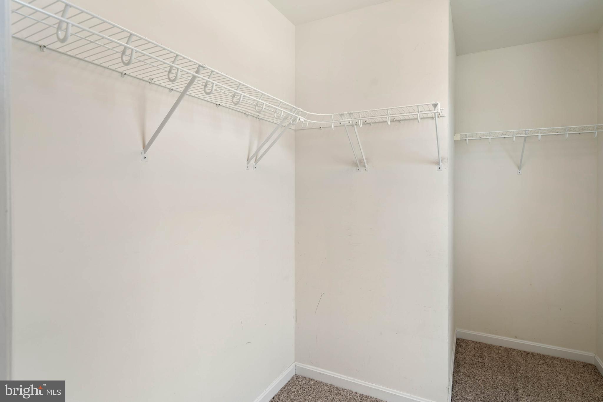 LYNNWOOD VILLAGE - Residential