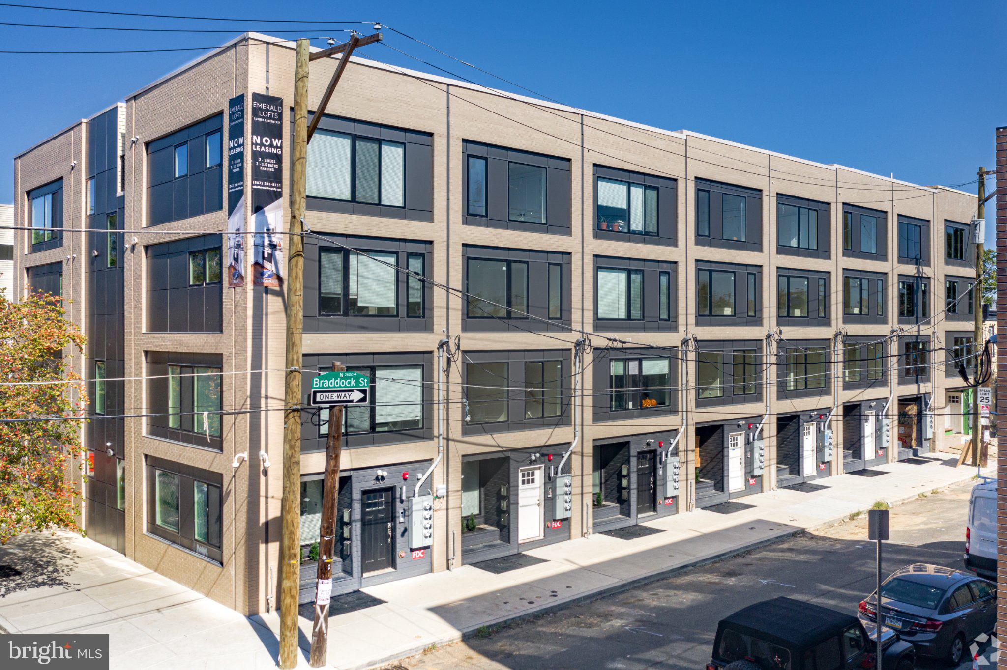 2607 EMERALD STREET 3