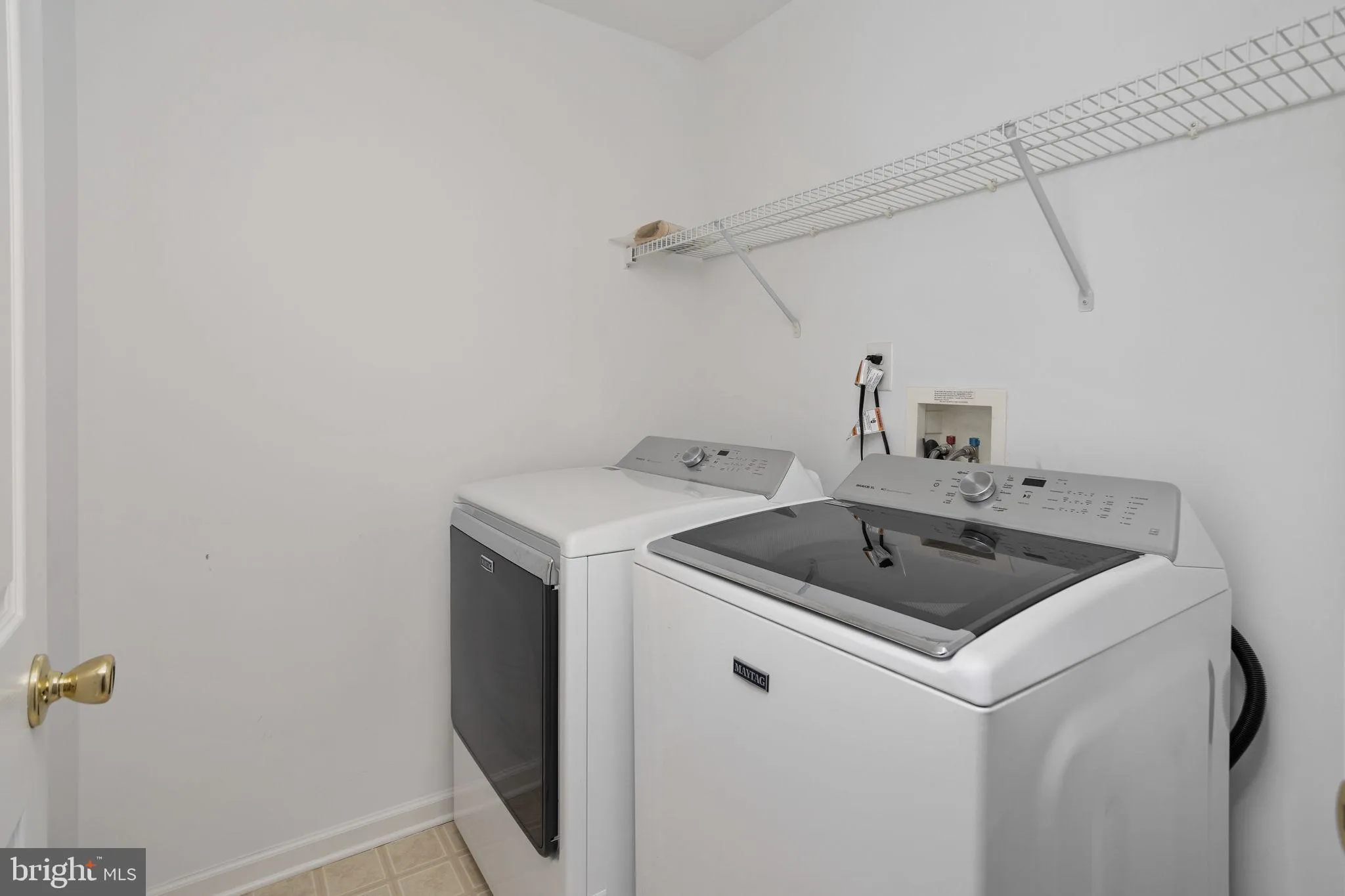 Hainesport, New Jersey 08036, United States, 3 Bedrooms Bedrooms, ,4 BathroomsBathrooms,Residential,Pending,11492