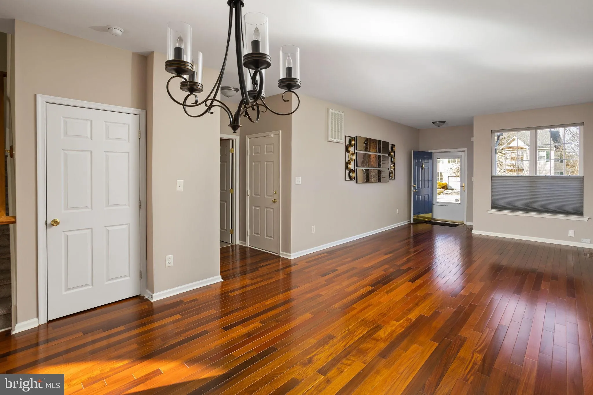 Hainesport, New Jersey 08036, United States, 3 Bedrooms Bedrooms, ,4 BathroomsBathrooms,Residential,Pending,11492