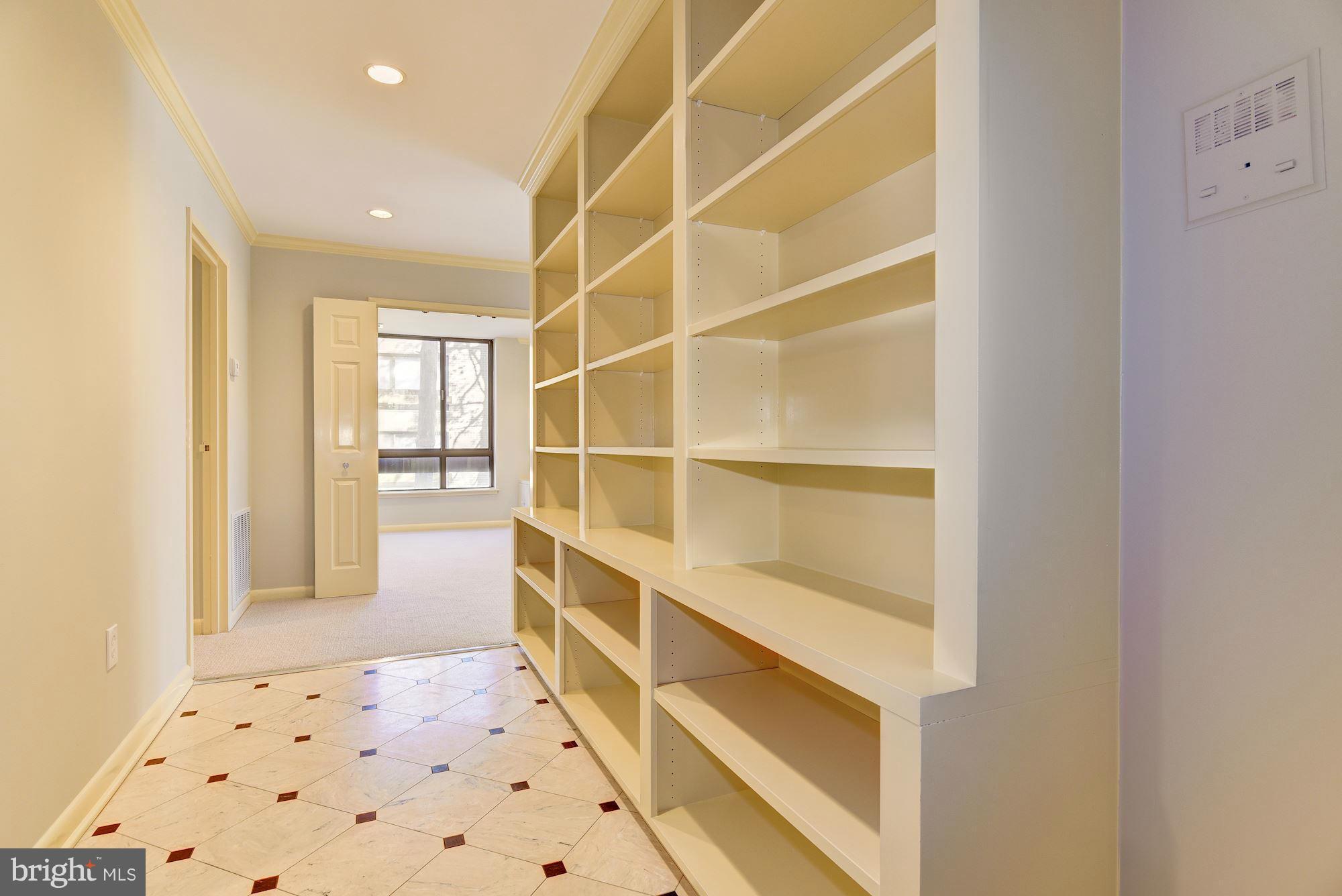 SUMNER VILLAGE - Residential