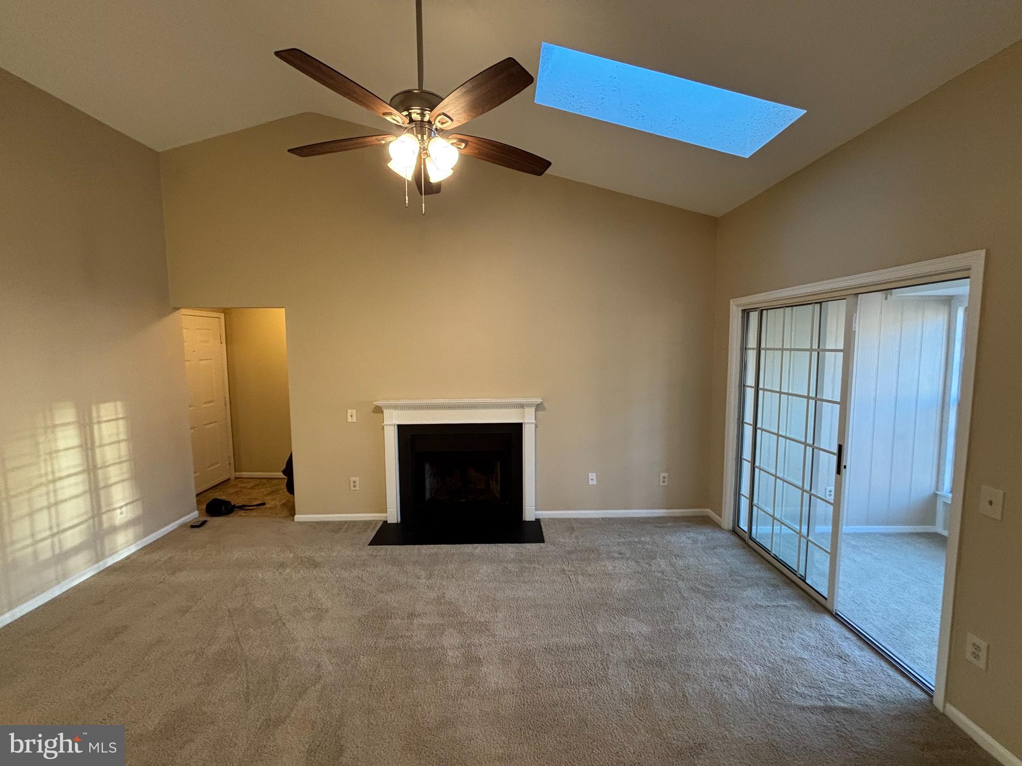 FOX CHAPEL AT TUDOR KNOLLS - Residential Lease