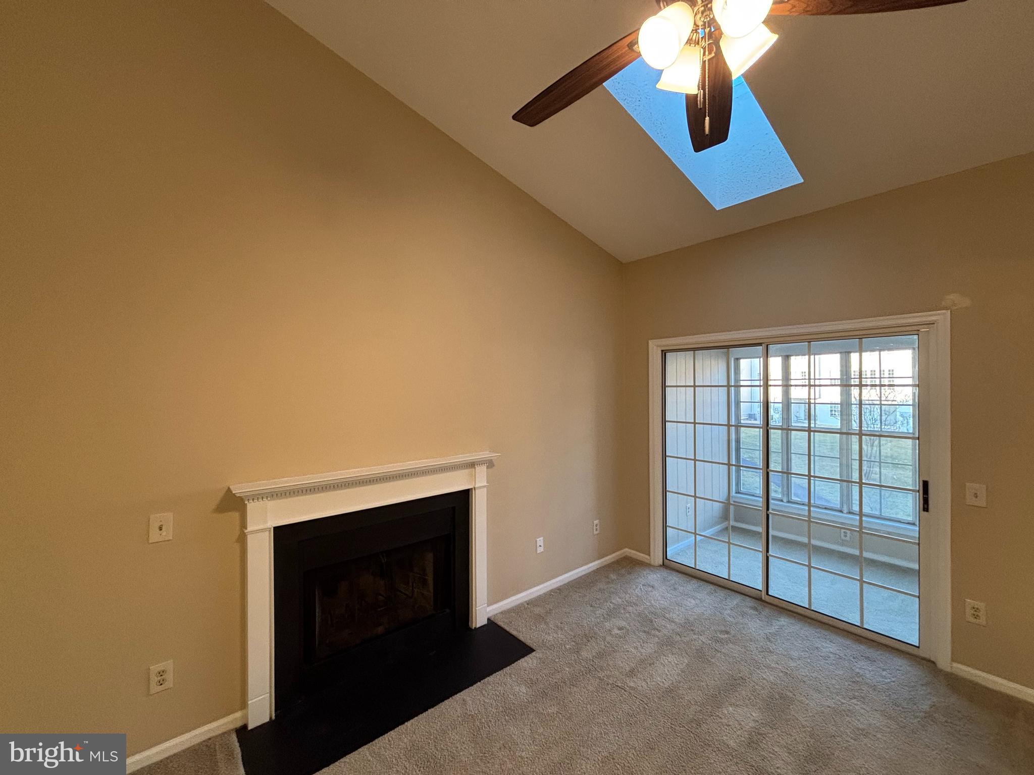 FOX CHAPEL AT TUDOR KNOLLS - Residential Lease