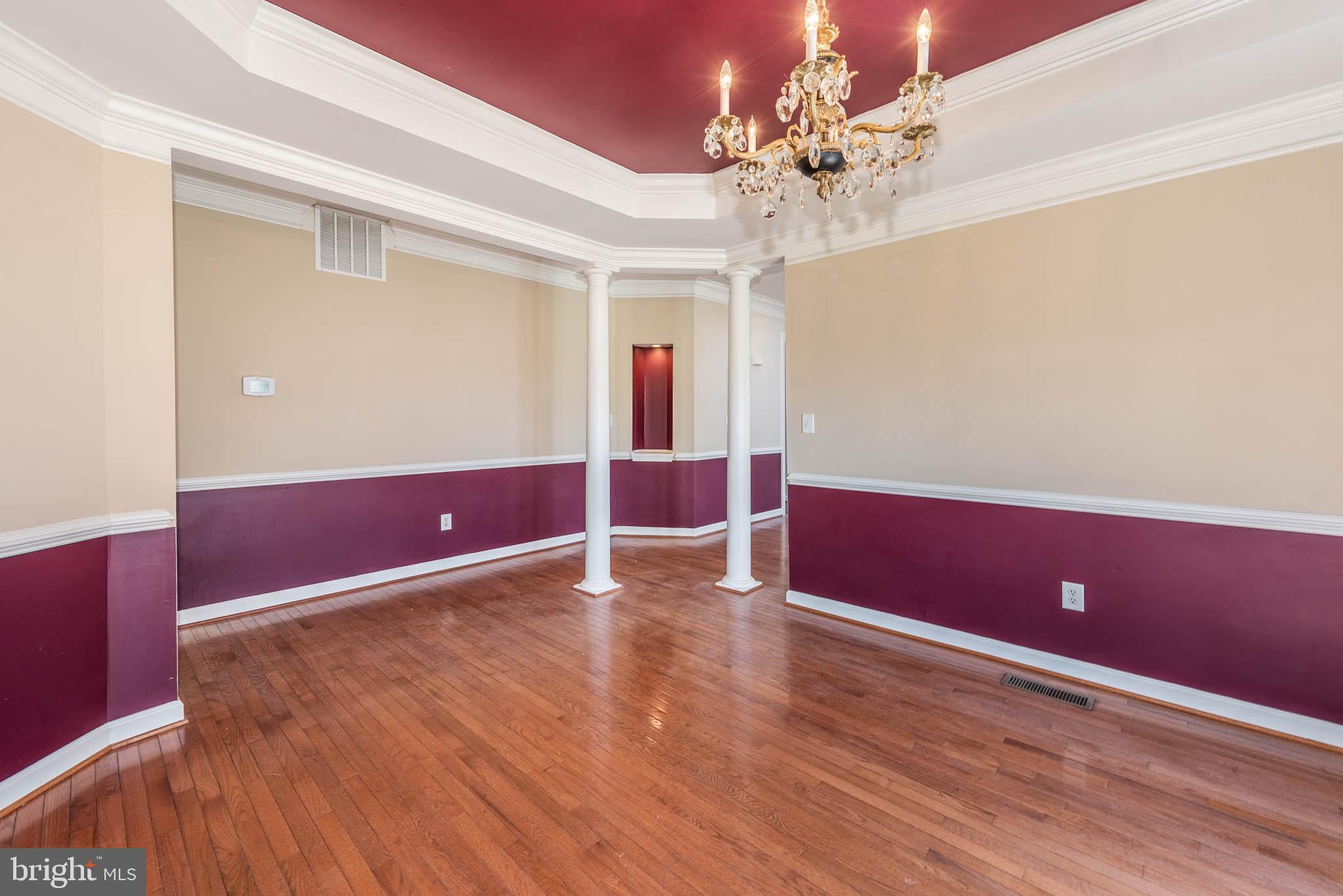 9034 SUNNI SHADE COURT