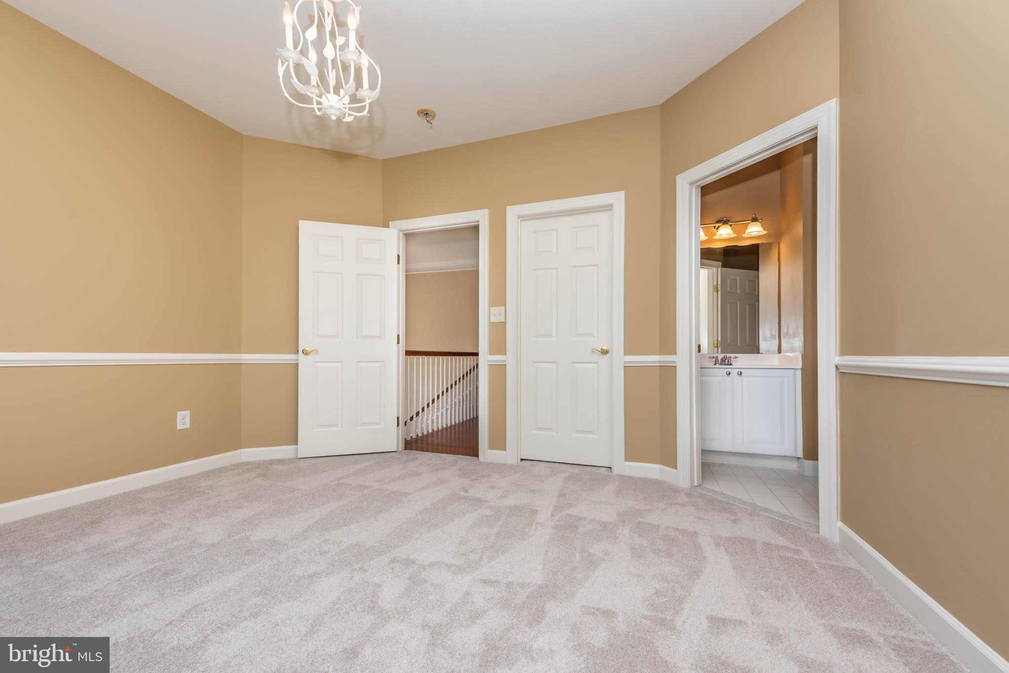 SUNNI SHADE - Residential Lease
