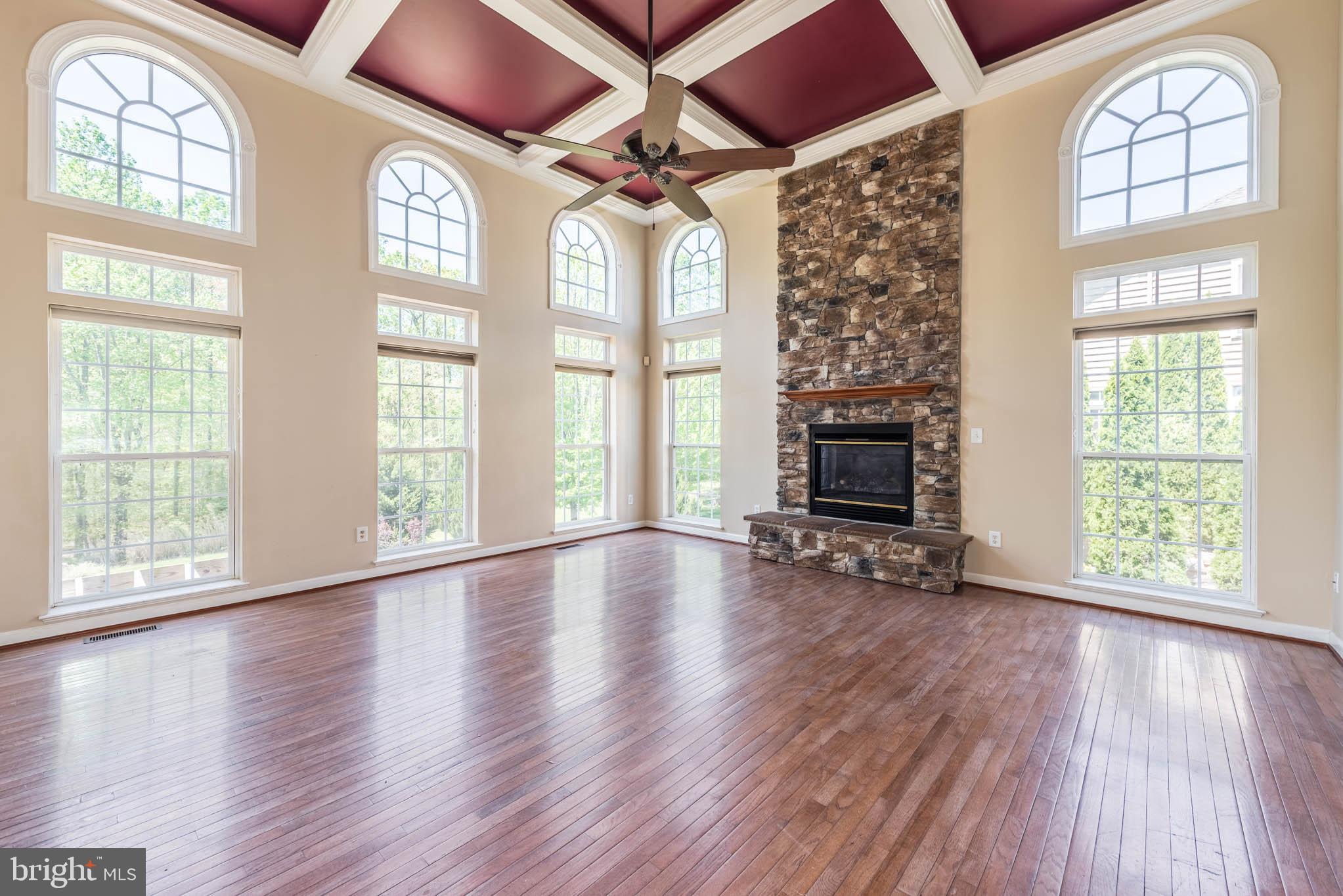 SUNNI SHADE - Residential Lease