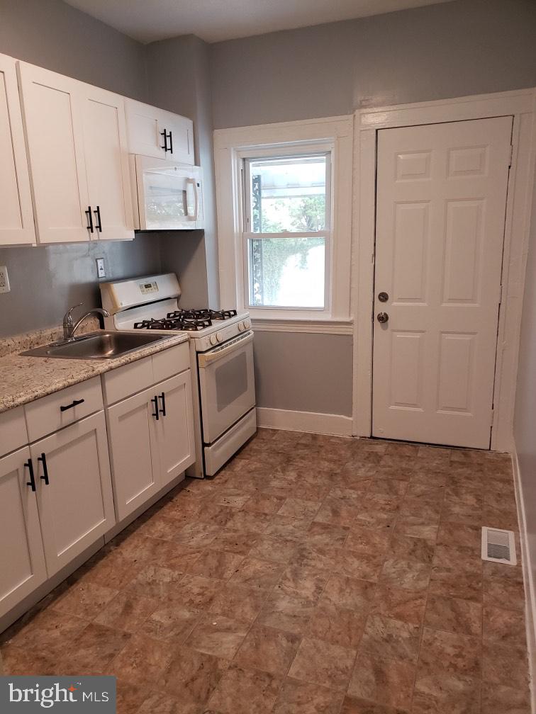 BEL AIR - Residential