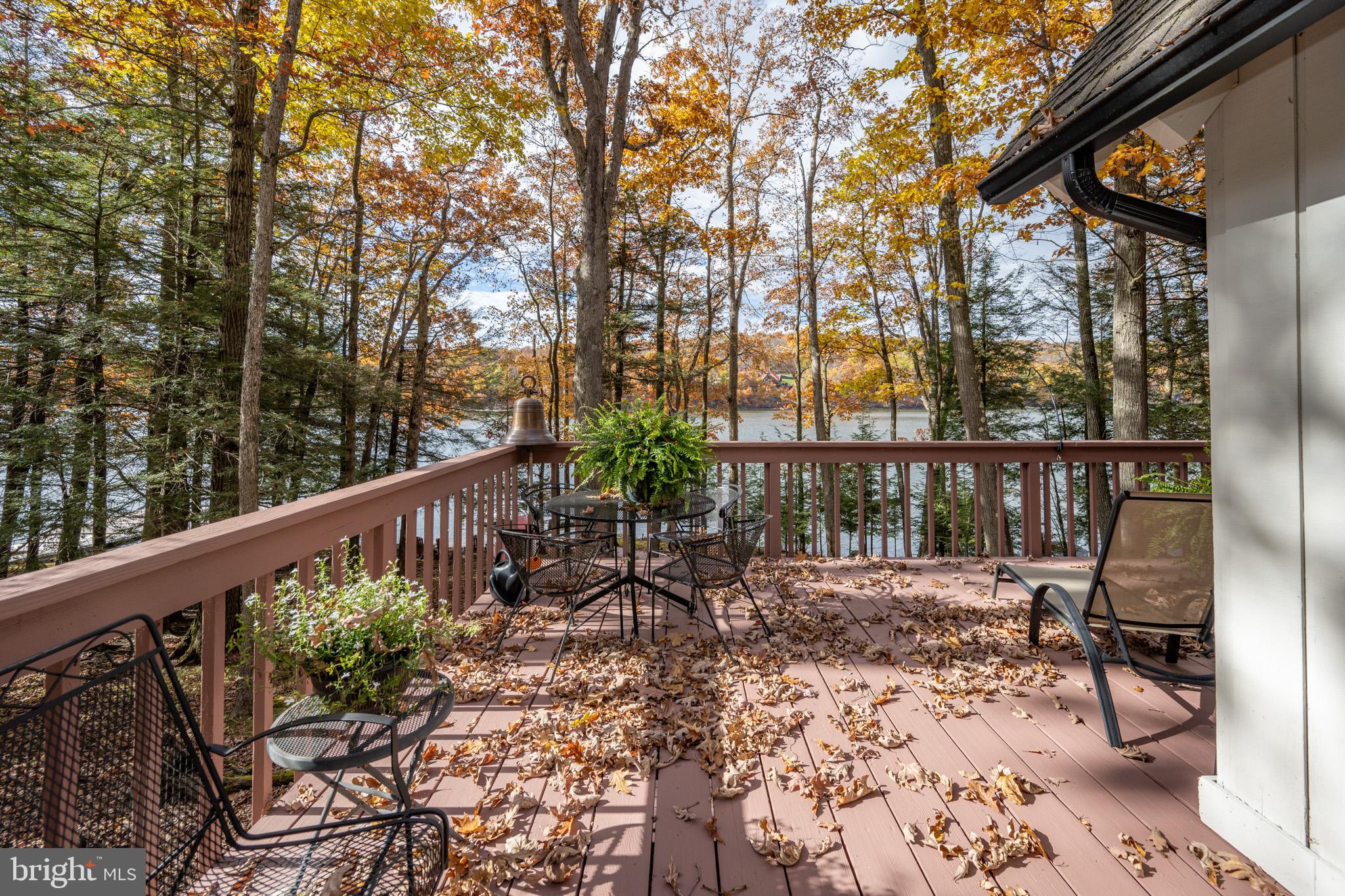 LAKE SHORE DRIVE - Residential