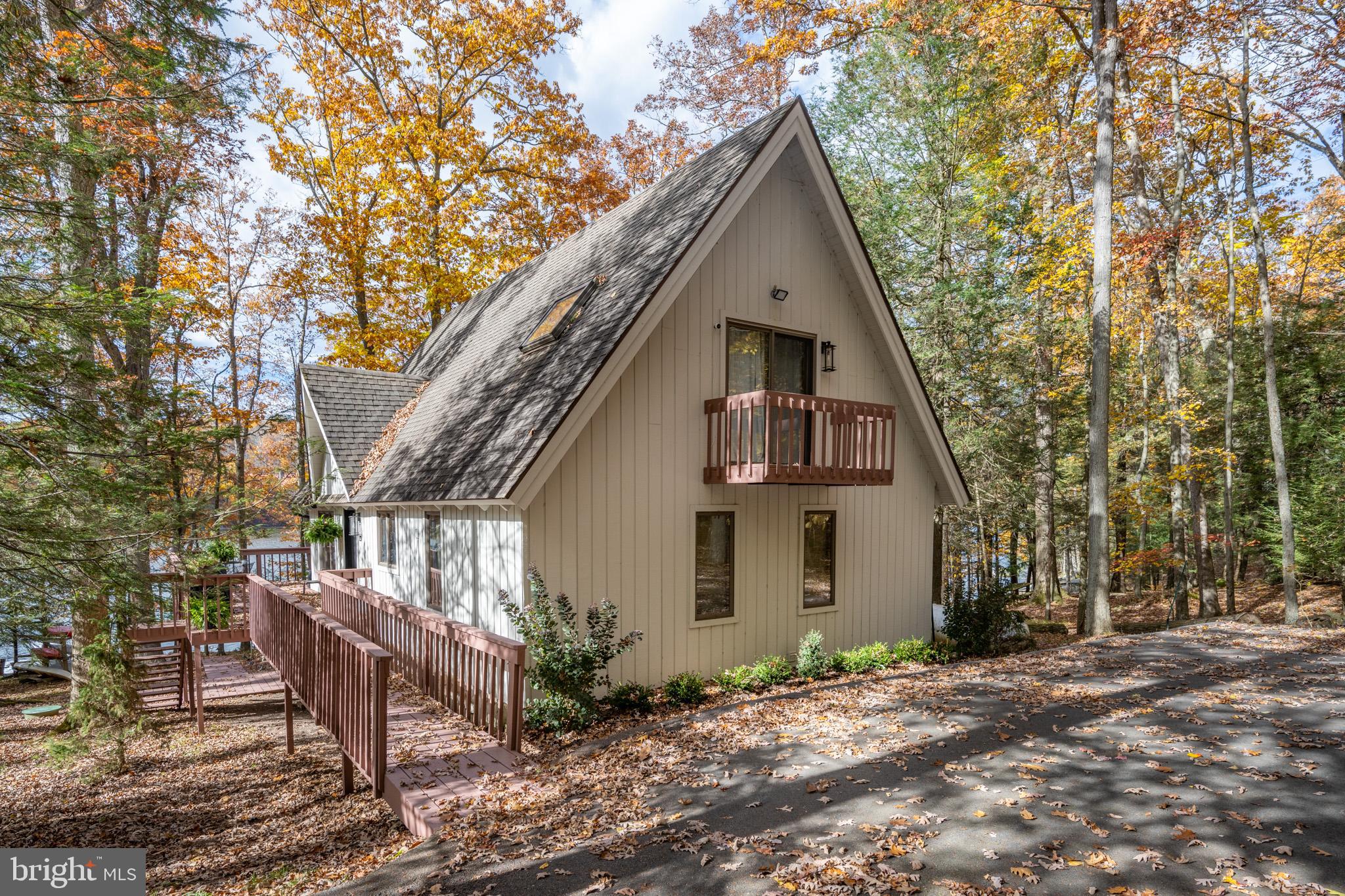 LAKE SHORE DRIVE - Residential