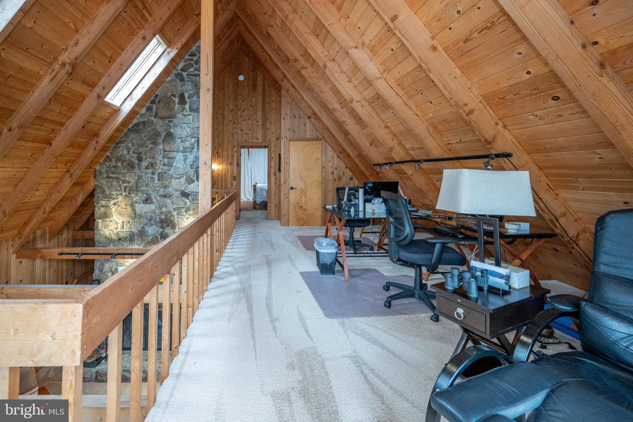 LAKE SHORE DRIVE - Residential