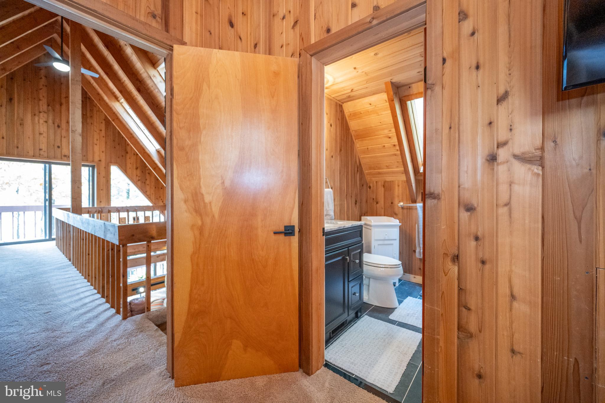 LAKE SHORE DRIVE - Residential