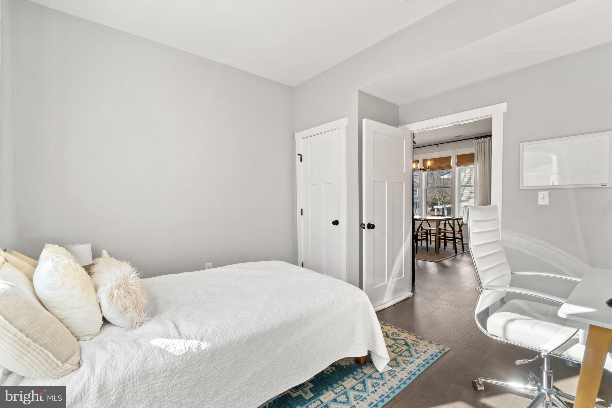 MOUNT RAINIER - Residential