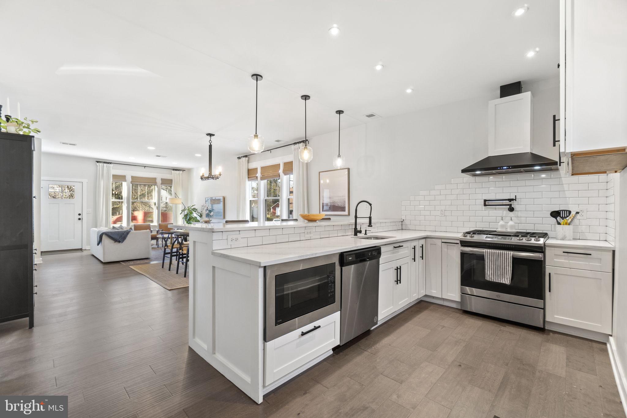 MOUNT RAINIER - Residential