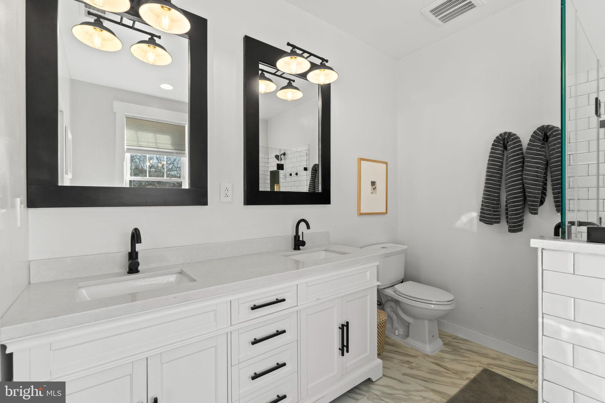 MOUNT RAINIER - Residential