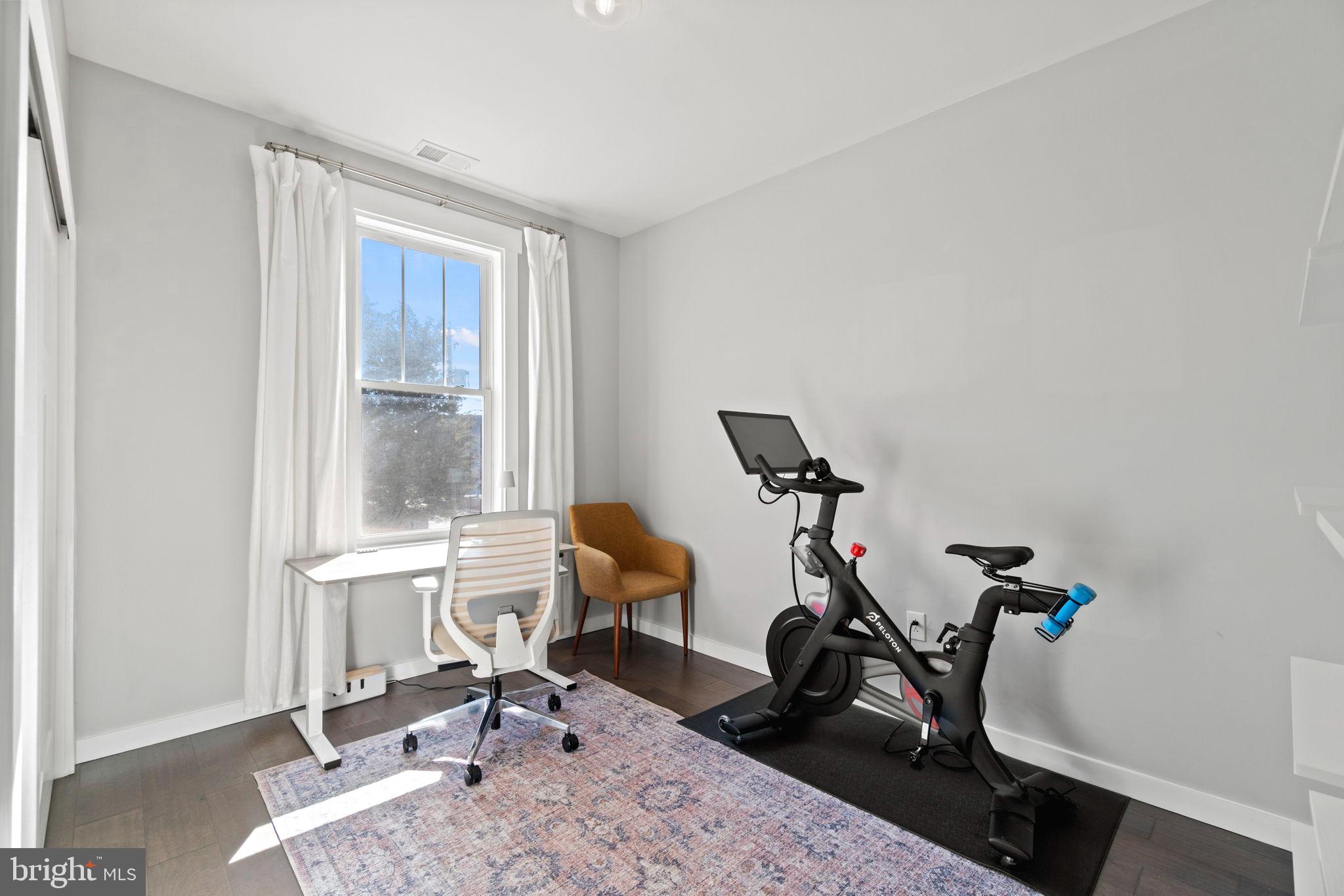 MOUNT RAINIER - Residential