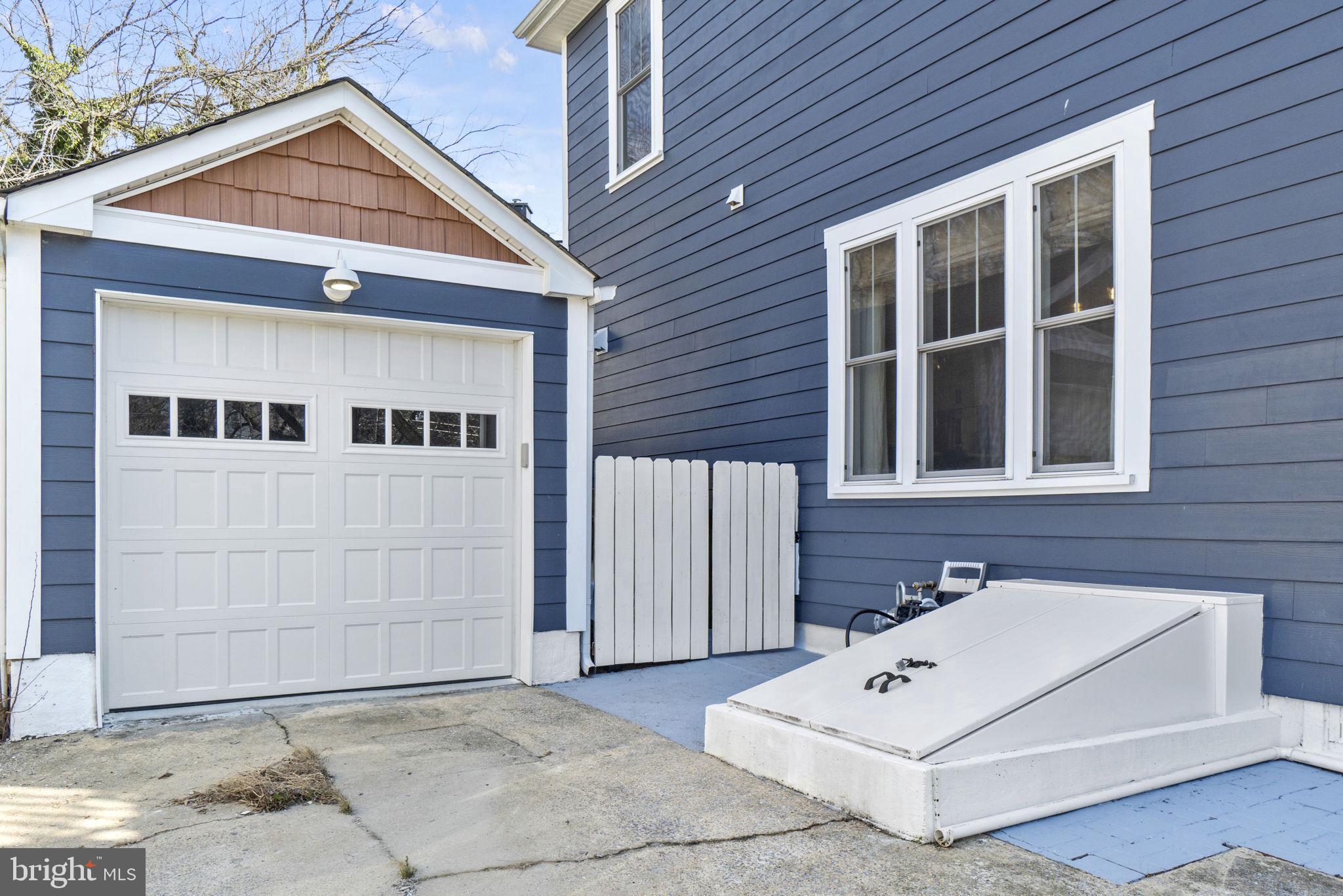 MOUNT RAINIER - Residential