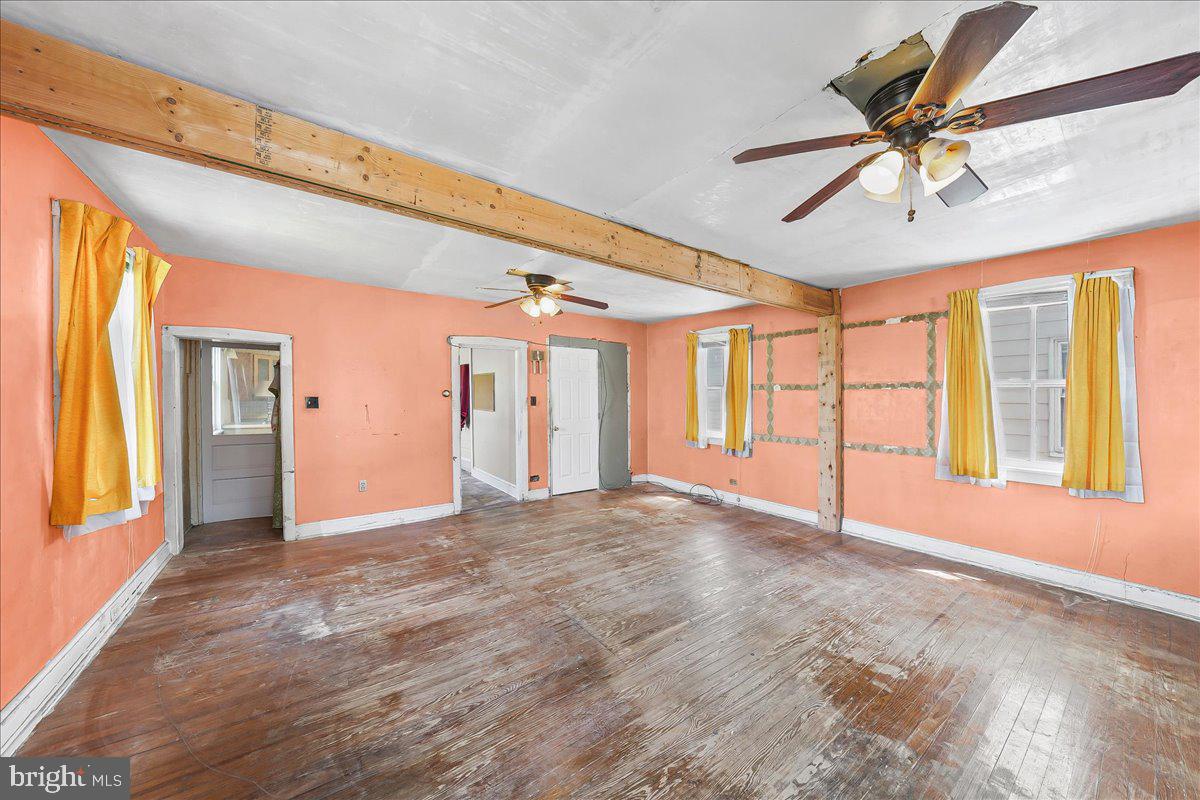 2831 WILLOW STREET PIKE