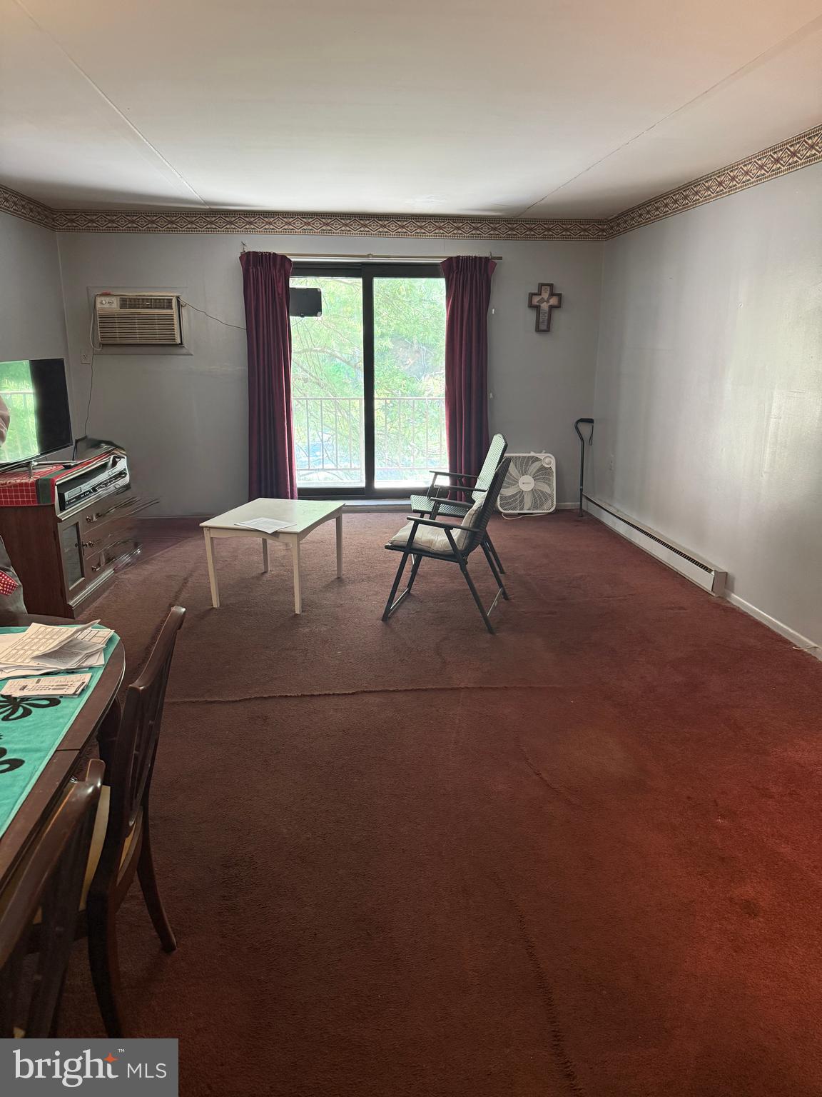 HAVERFORD HILL - Residential