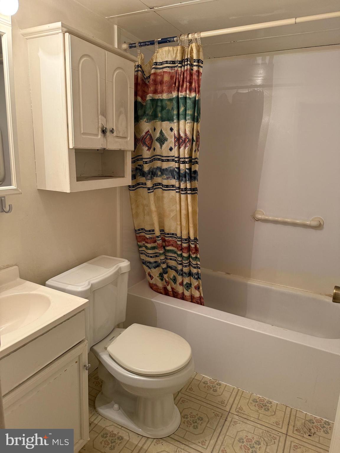 HAVERFORD HILL - Residential