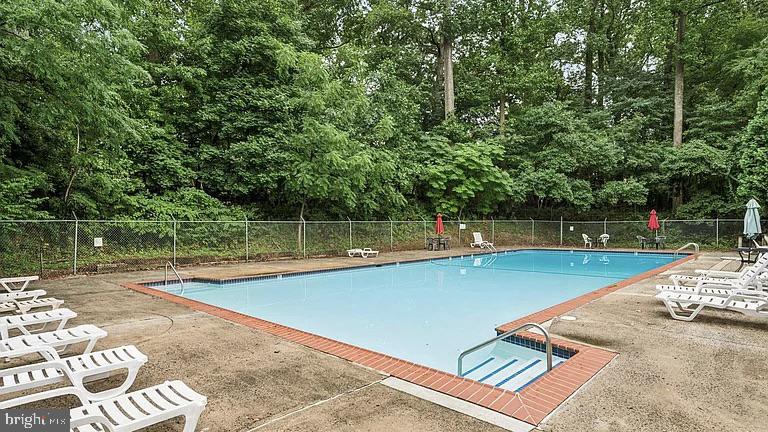 HAVERFORD HILL - Residential