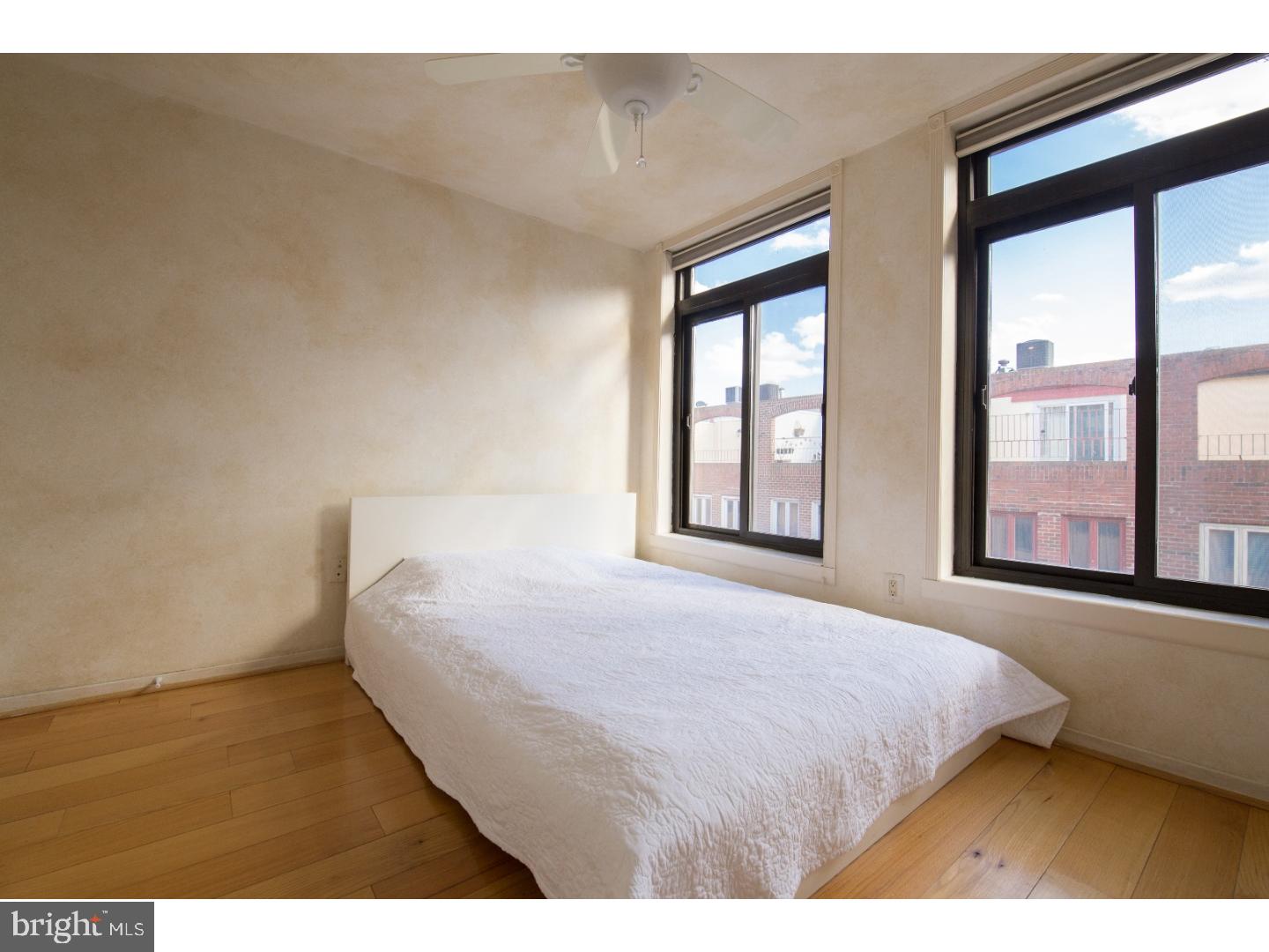 SOCIETY HILL - Residential