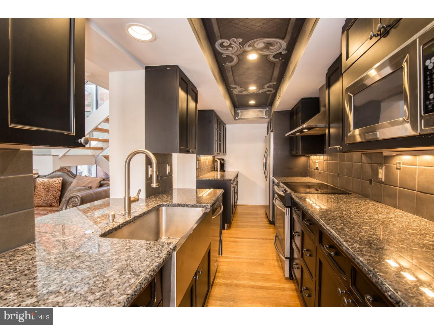 SOCIETY HILL - Residential