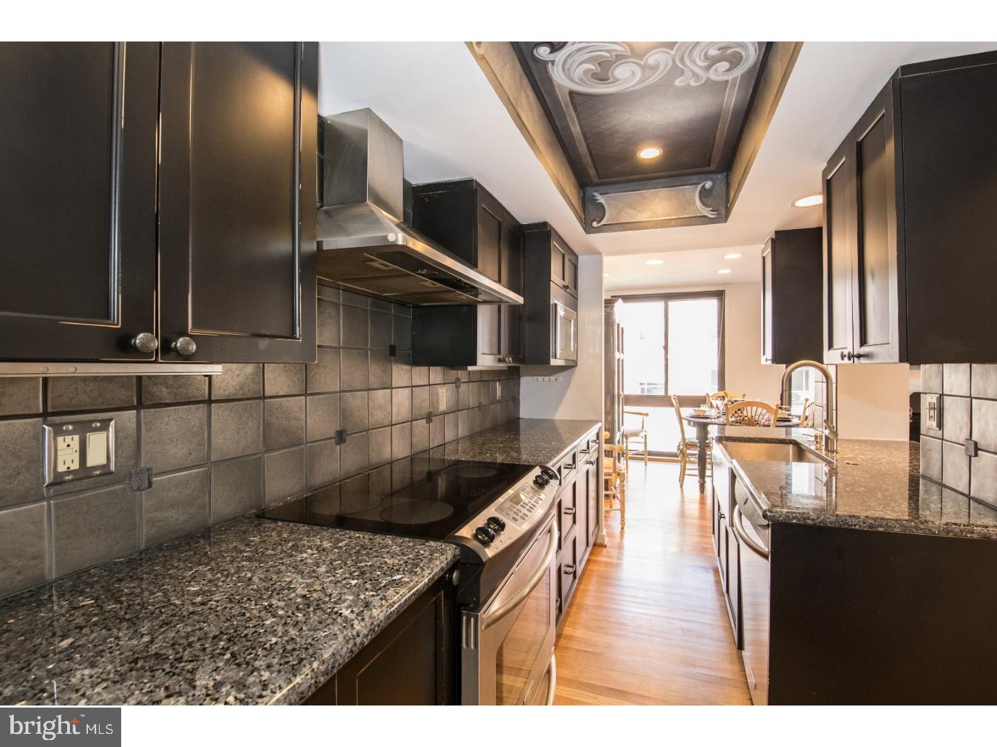 SOCIETY HILL - Residential