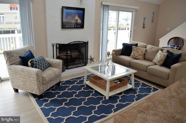 CAINE KEYS II EXT - Residential