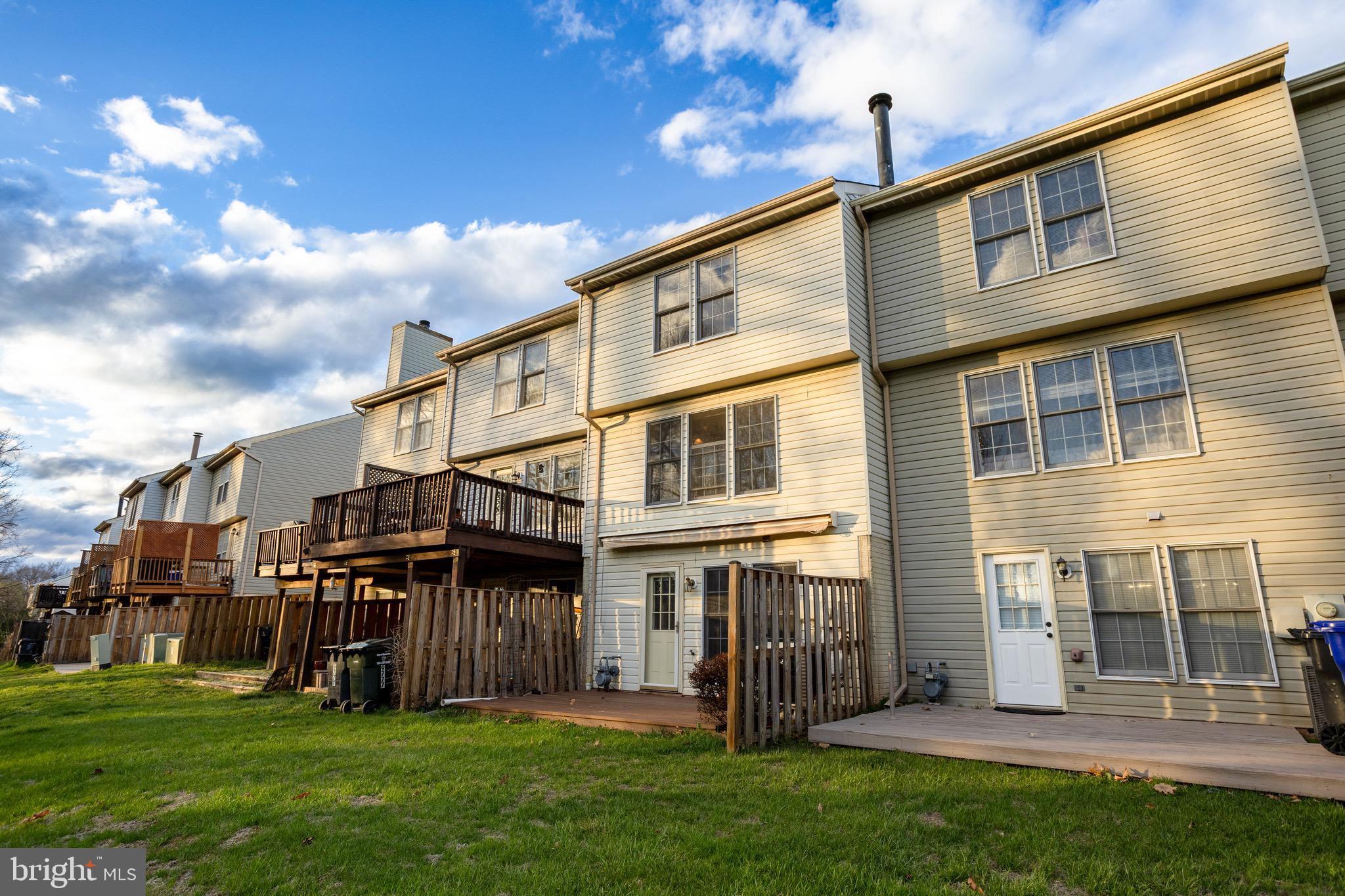 9775 MOCK ORANGE COURT