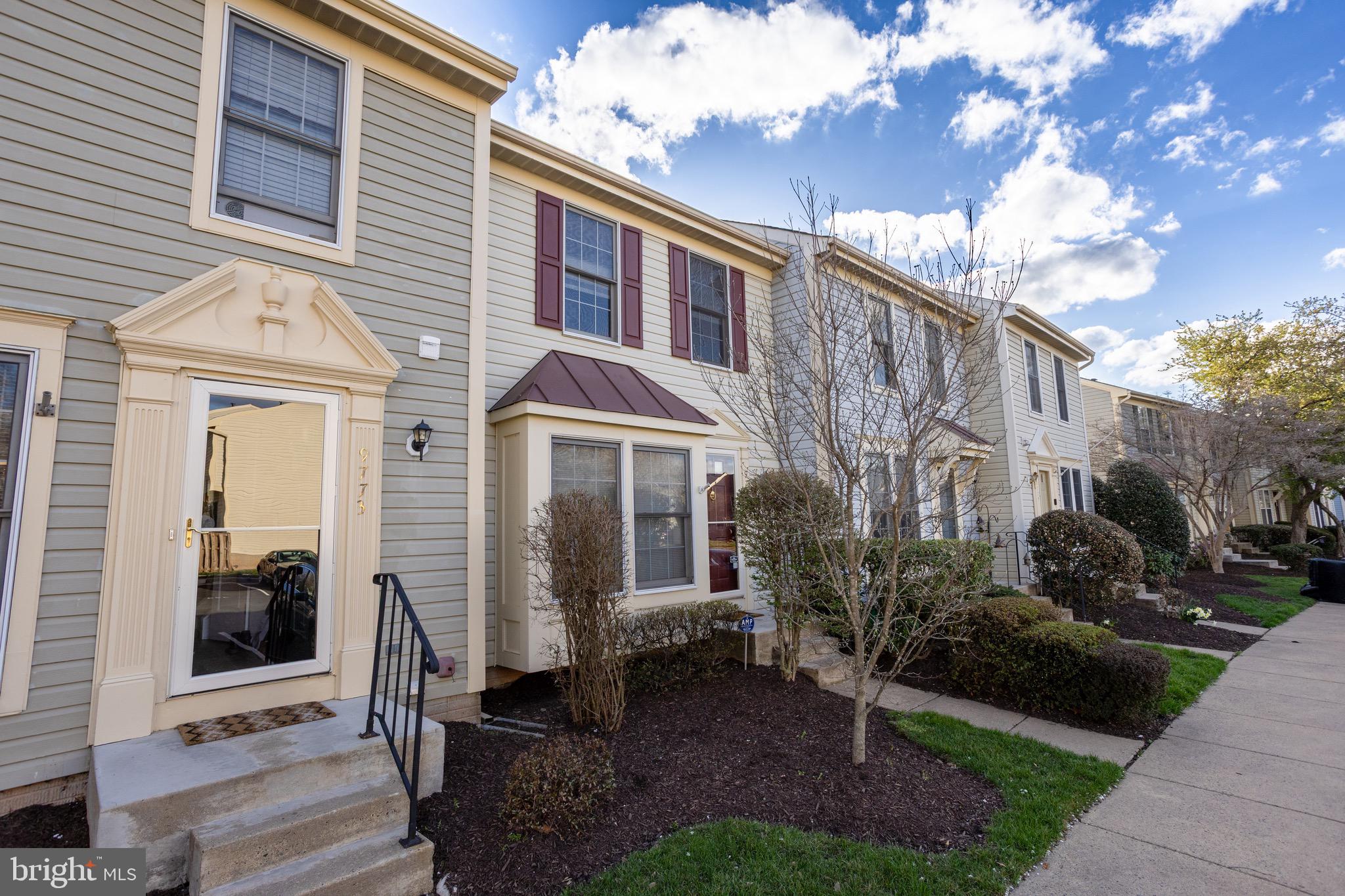 9775 MOCK ORANGE COURT