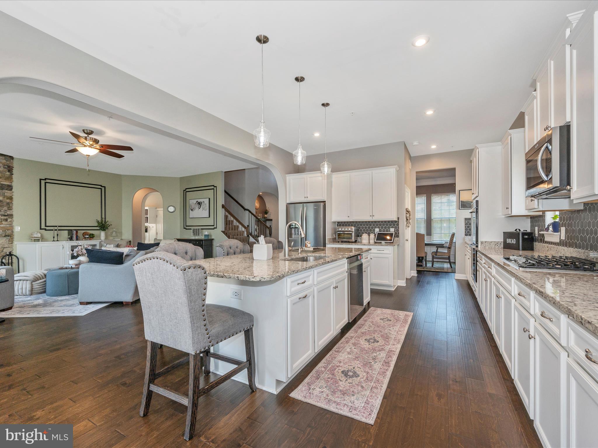 TALLYN RIDGE - Residential