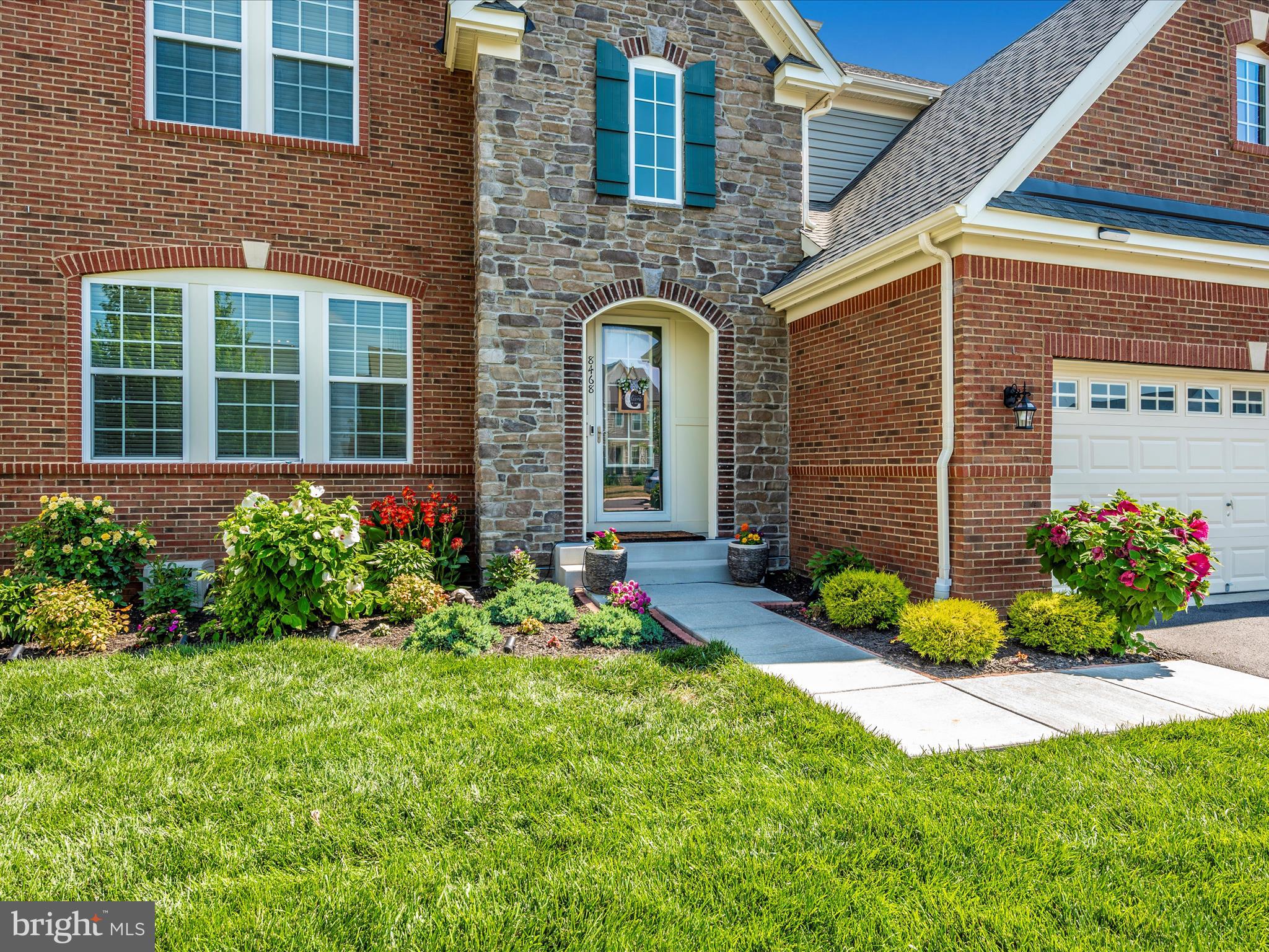 TALLYN RIDGE - Residential