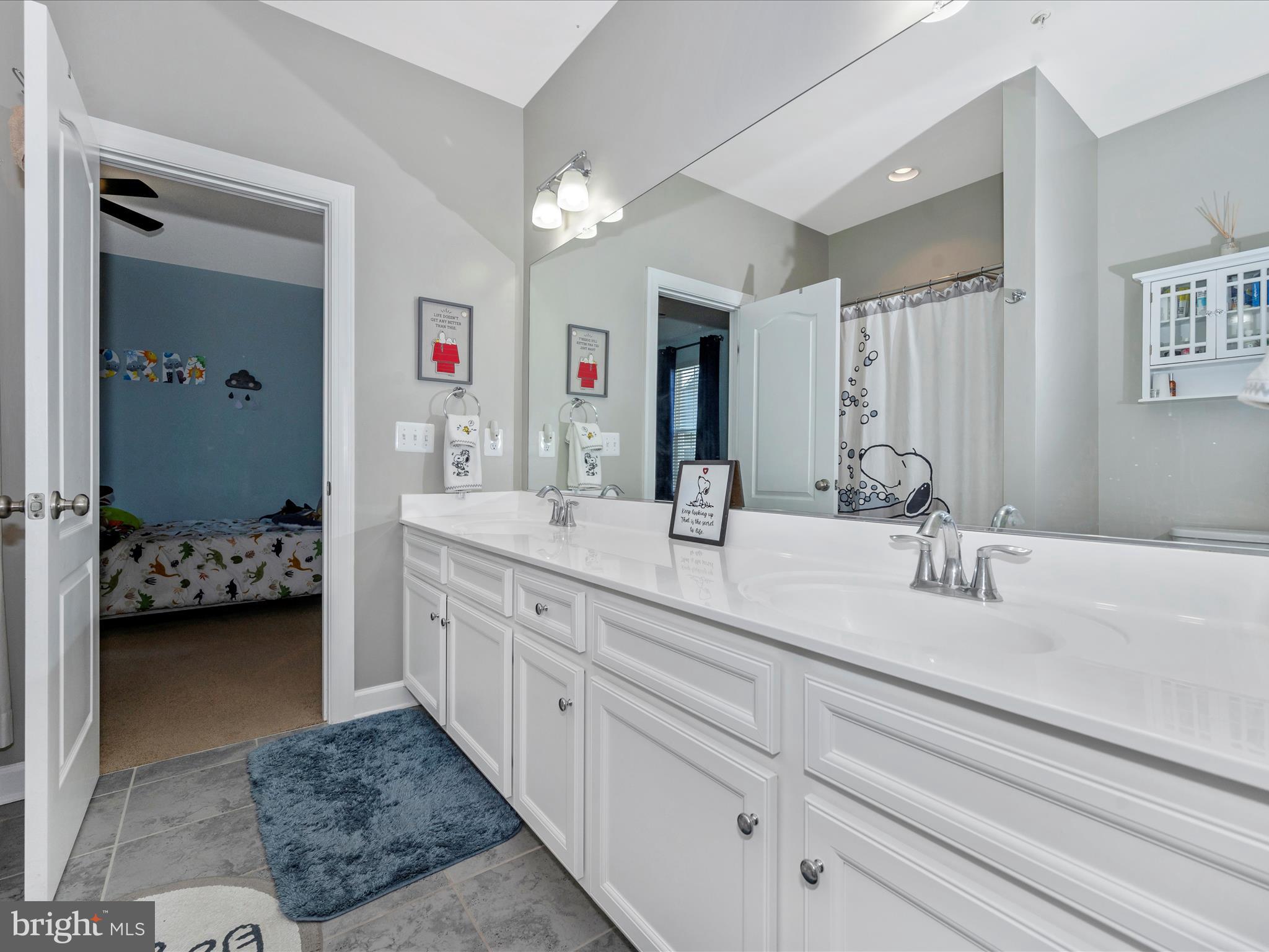 TALLYN RIDGE - Residential