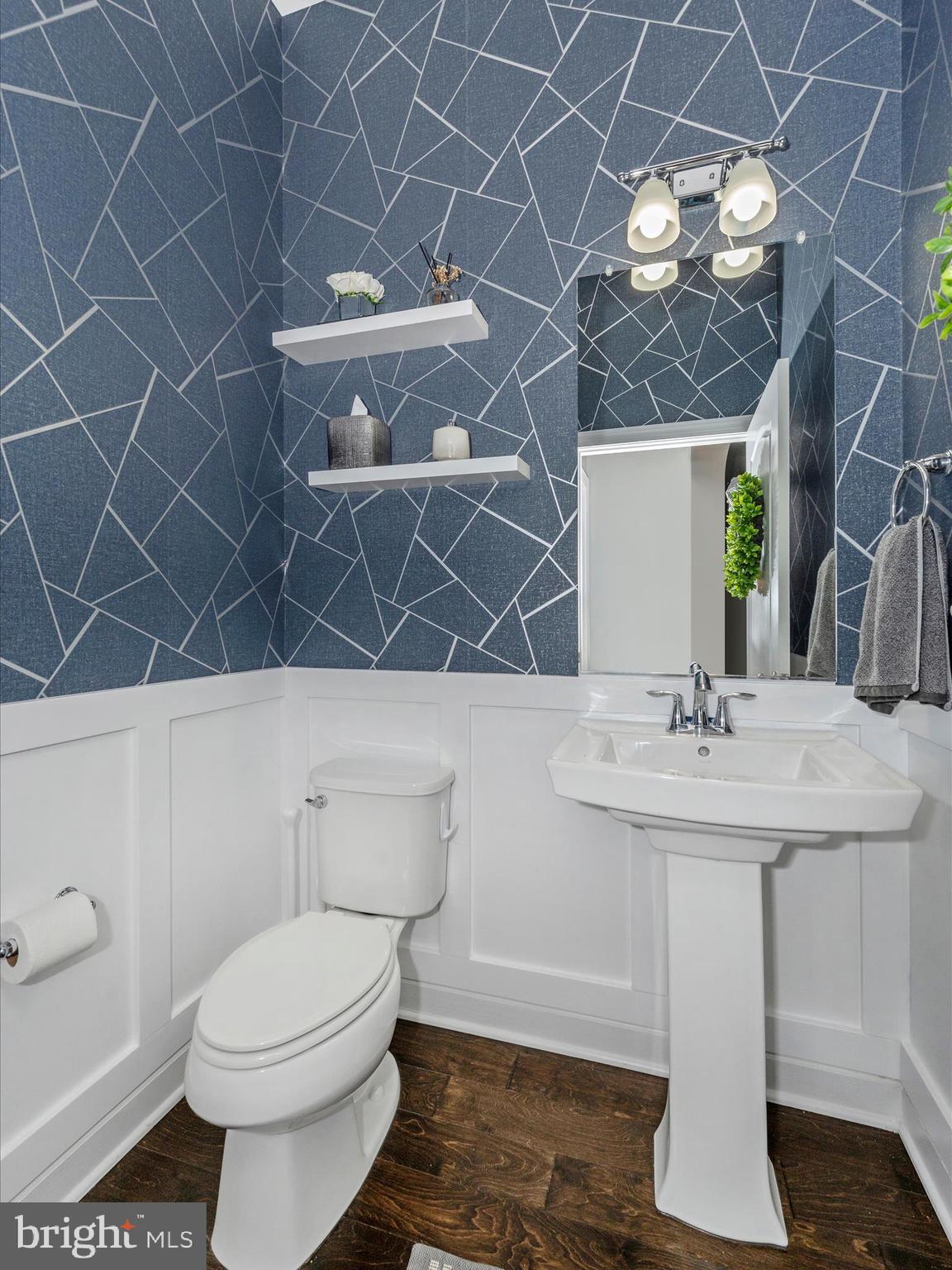 TALLYN RIDGE - Residential