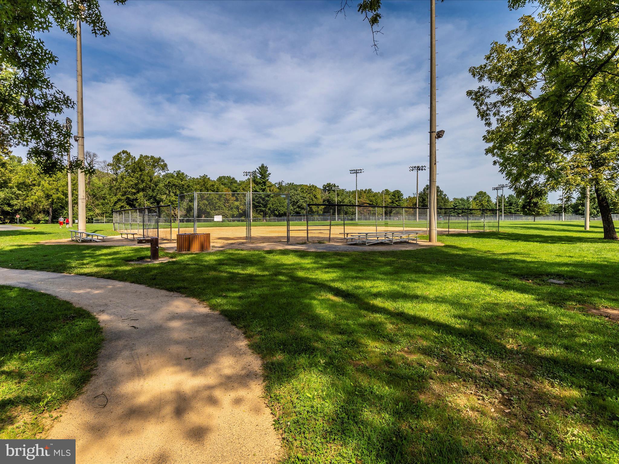 TALLYN RIDGE - Residential