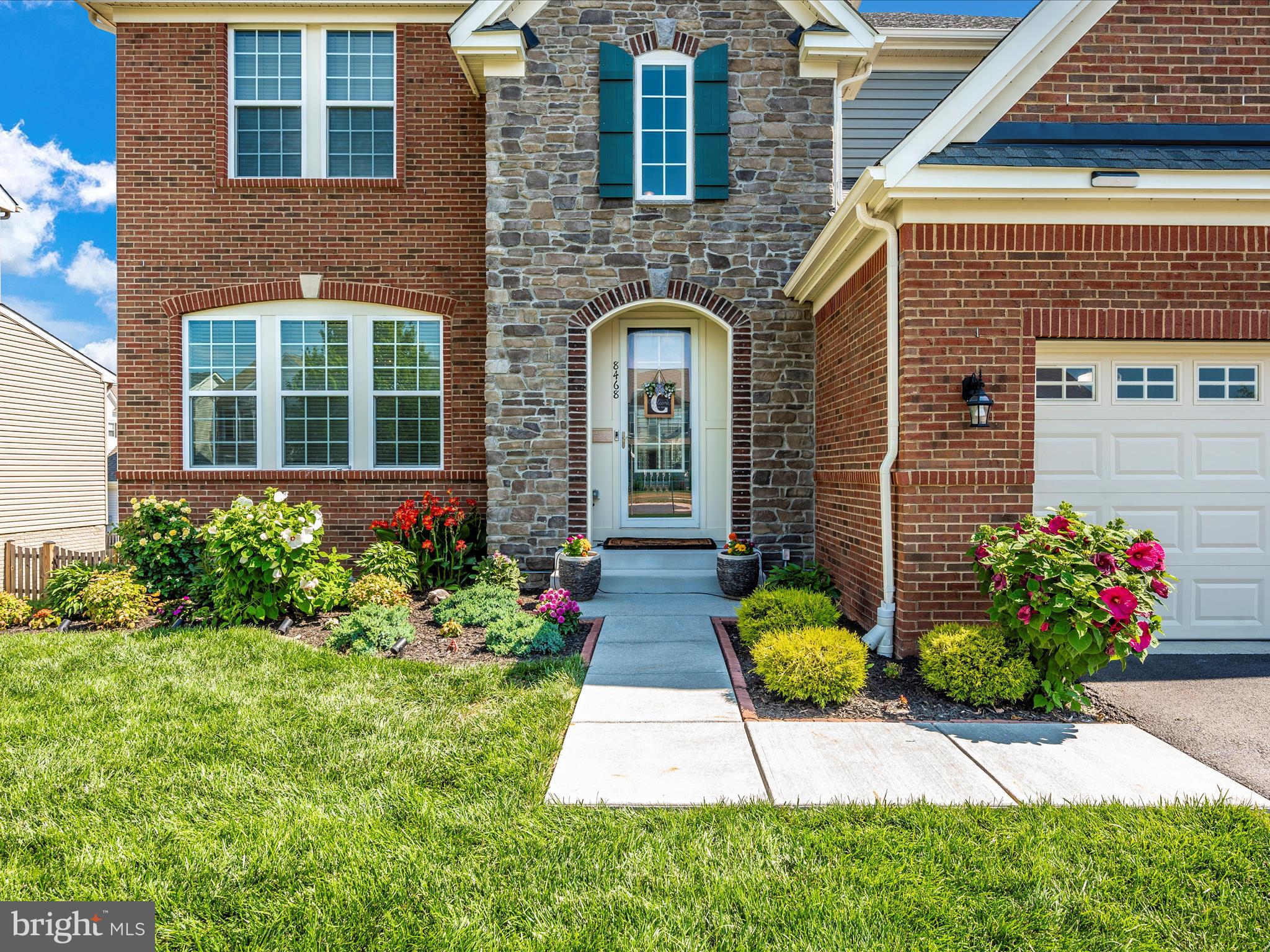 TALLYN RIDGE - Residential