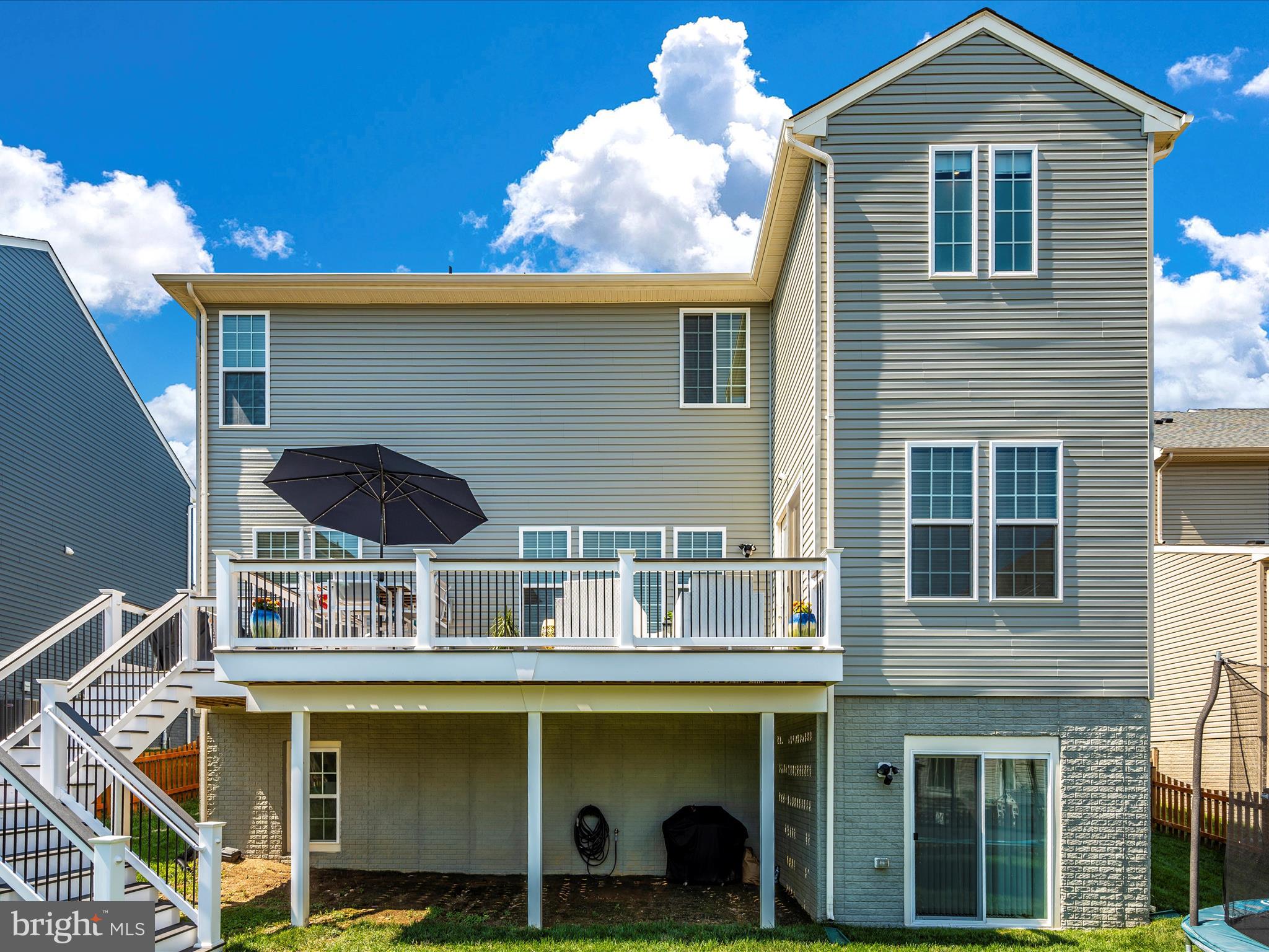 TALLYN RIDGE - Residential