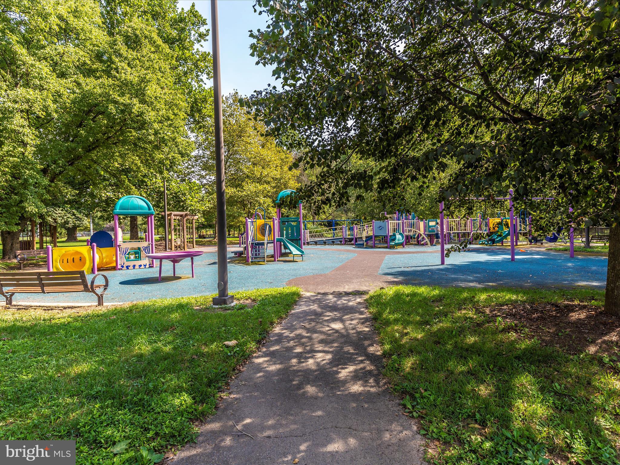 TALLYN RIDGE - Residential