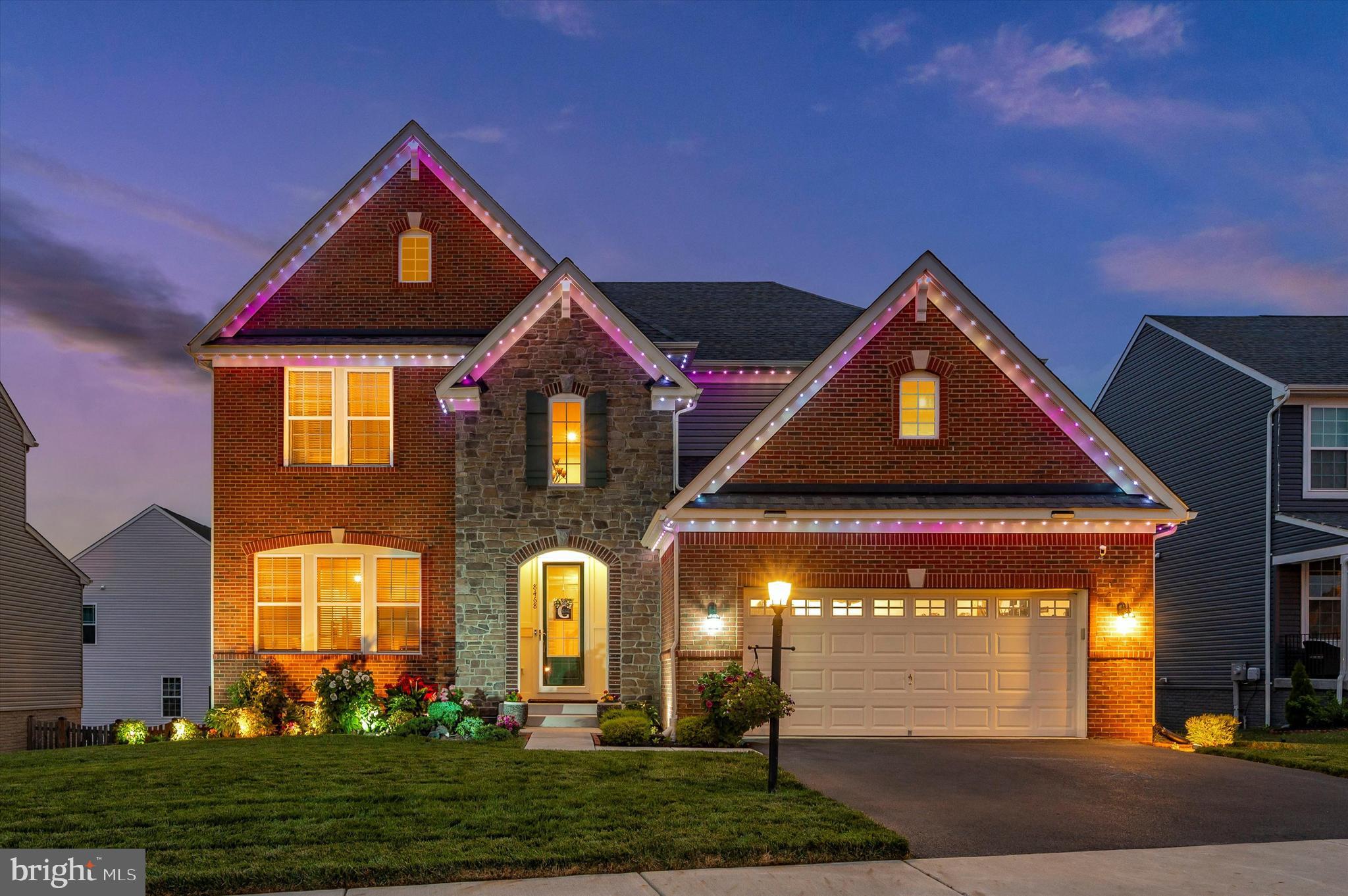 TALLYN RIDGE - Residential