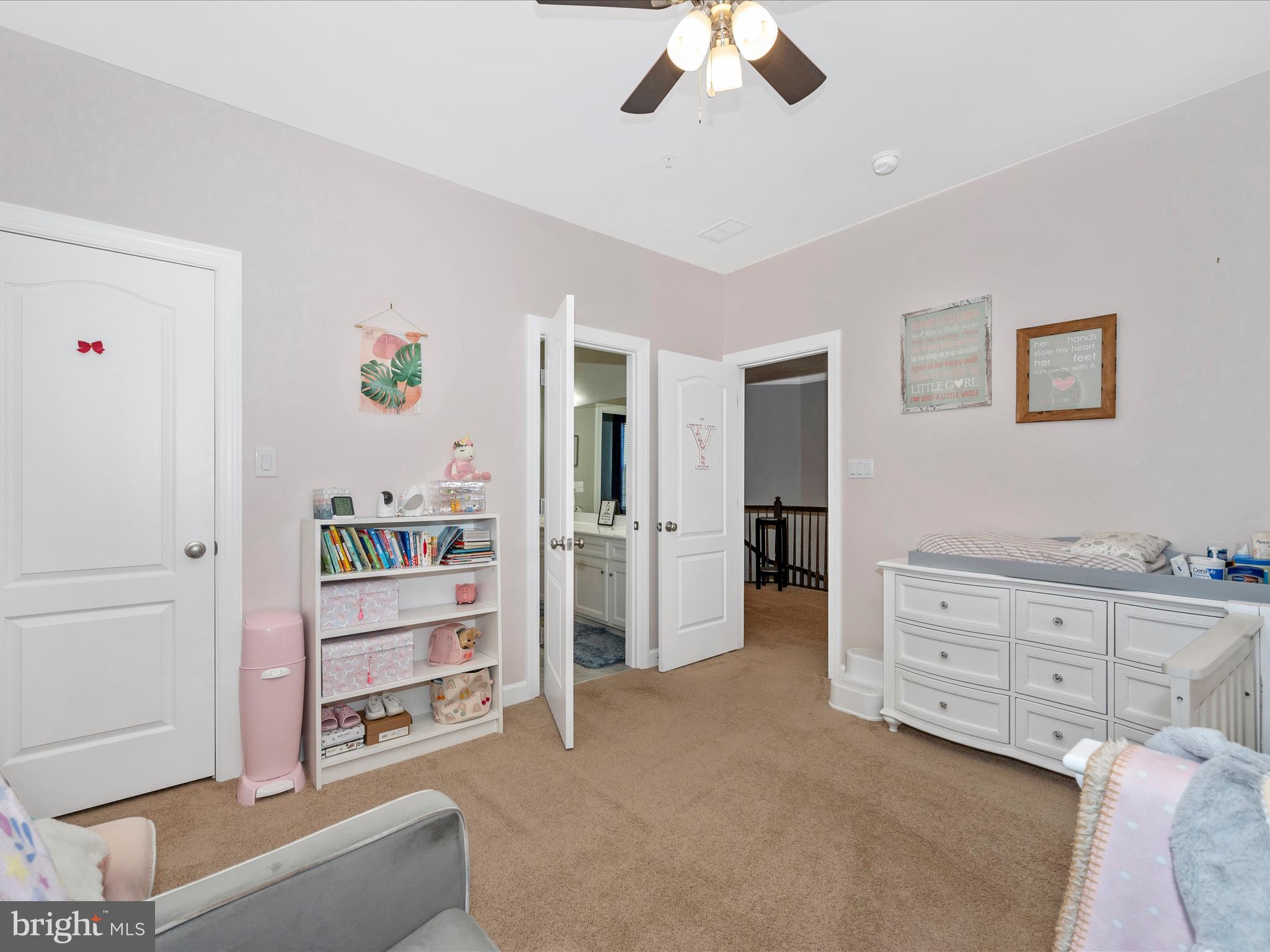 TALLYN RIDGE - Residential