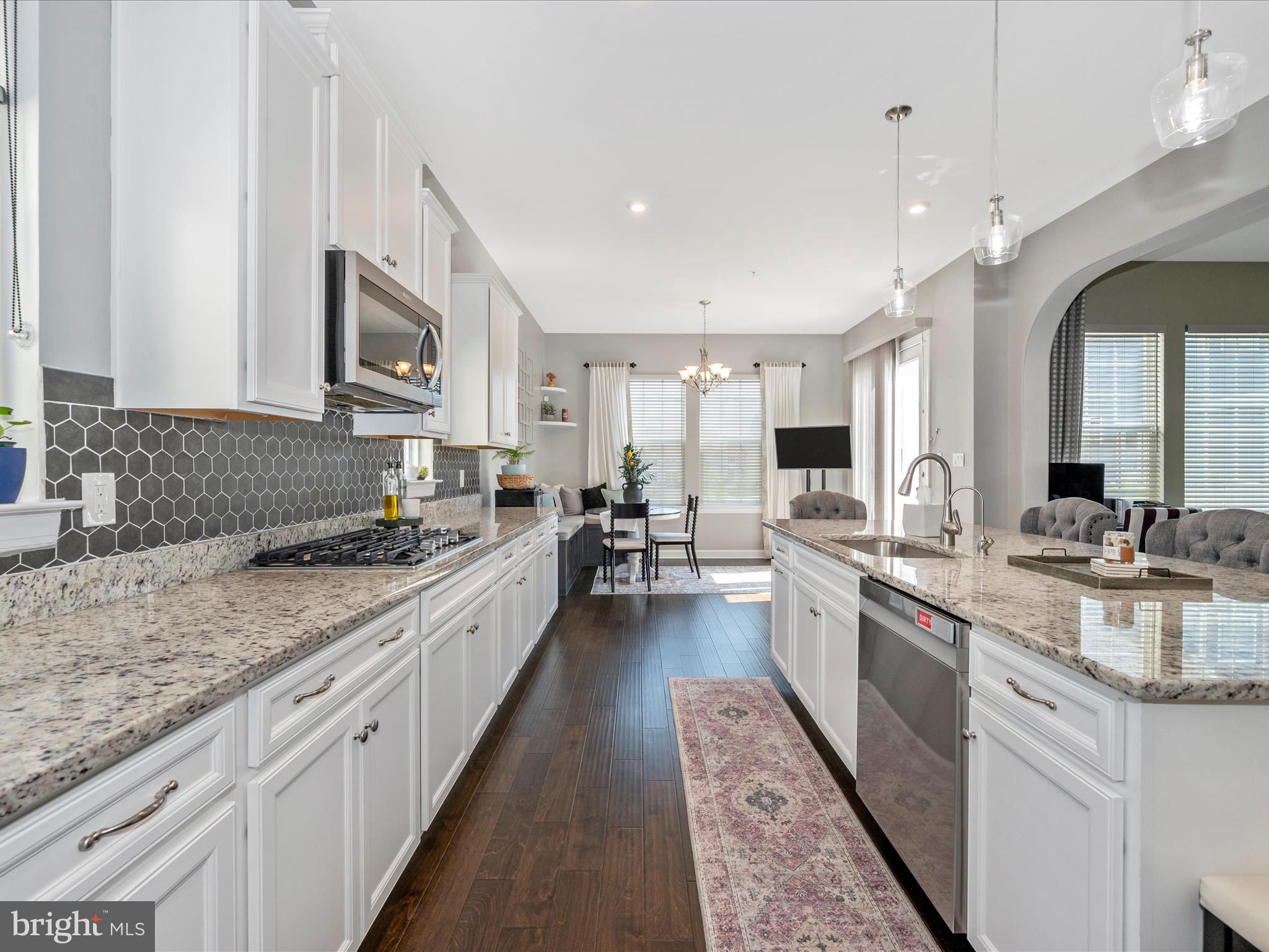 TALLYN RIDGE - Residential