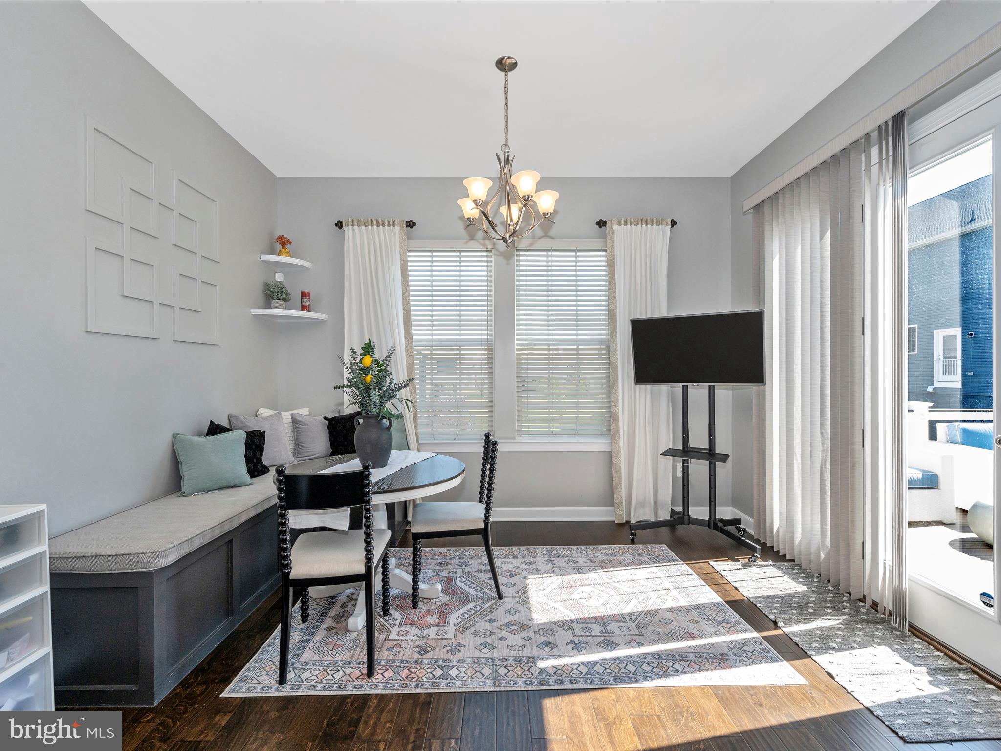 TALLYN RIDGE - Residential