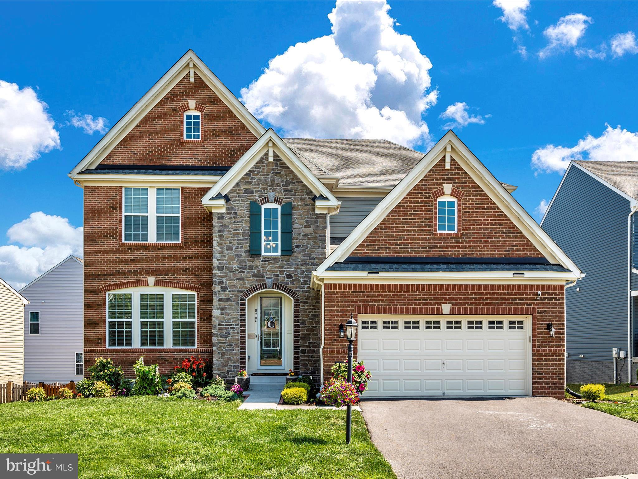 TALLYN RIDGE - Residential