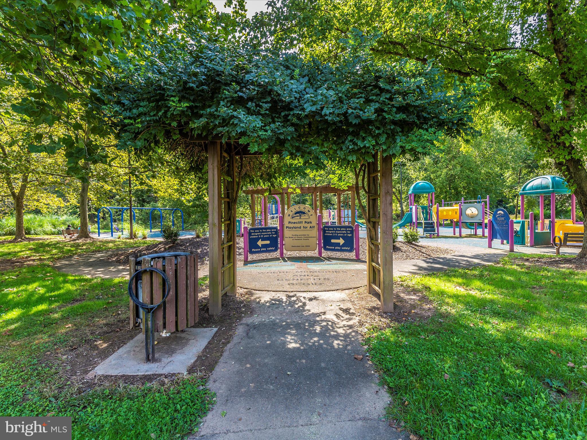 TALLYN RIDGE - Residential