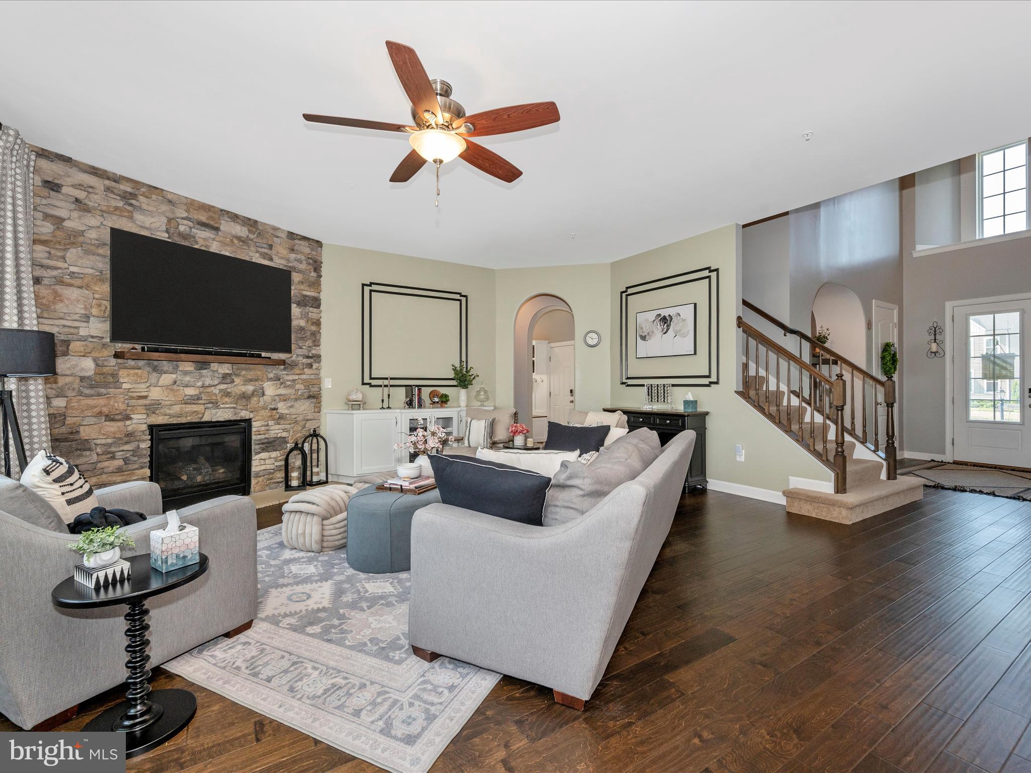 TALLYN RIDGE - Residential